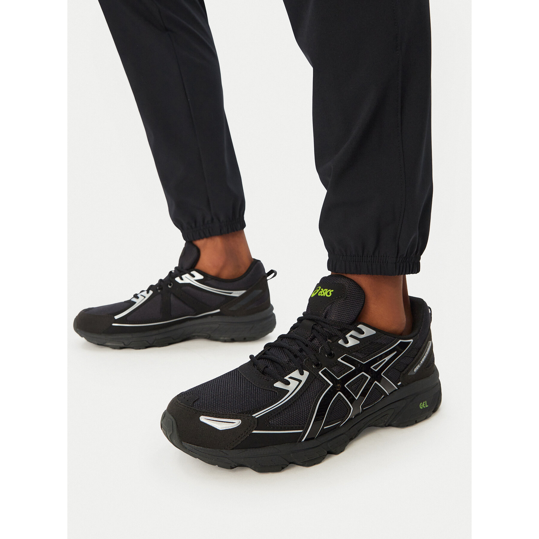 Sneakersy Asics Gel-Venture 6 1203A438 Černá