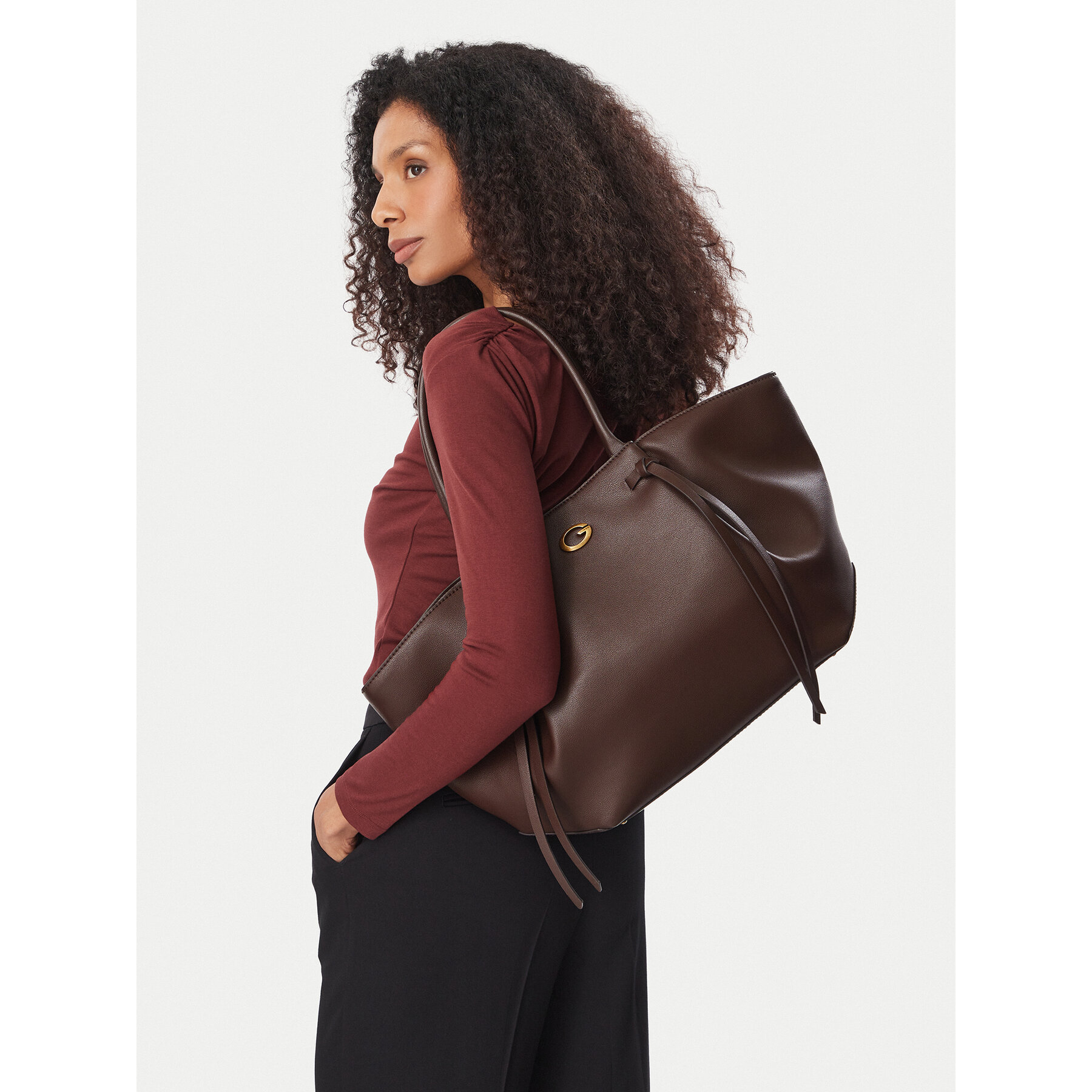 Kabelka Guess Allegra HWBG22 37230 Tmavě hnědá
