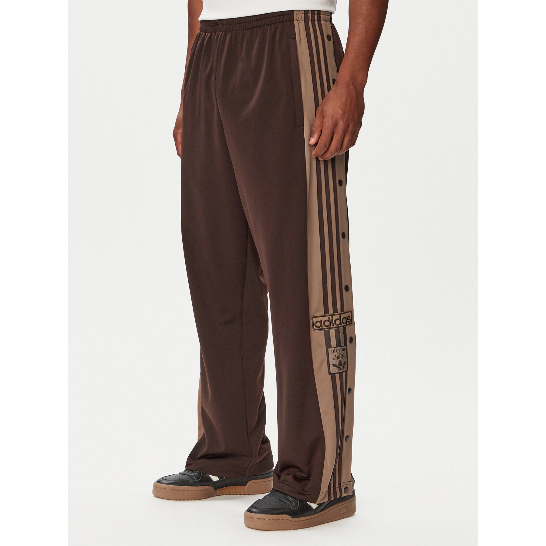 adidas Jogginghose Adibreak Classic KS7398 Dunkelbraun Regular Fit