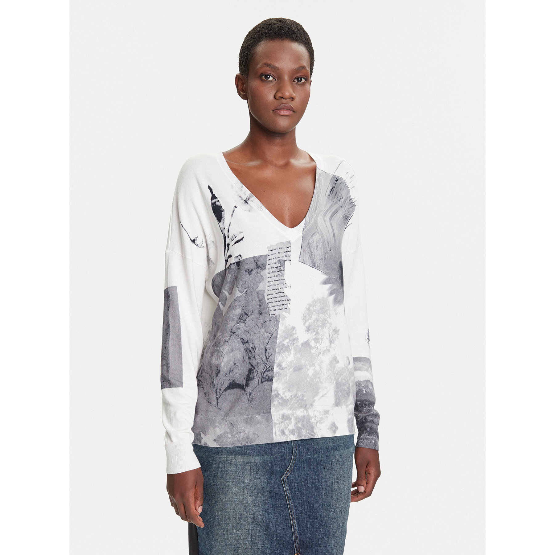 Desigual Pullover Gotemburgo 25WWJF15 Grau Regular Fit