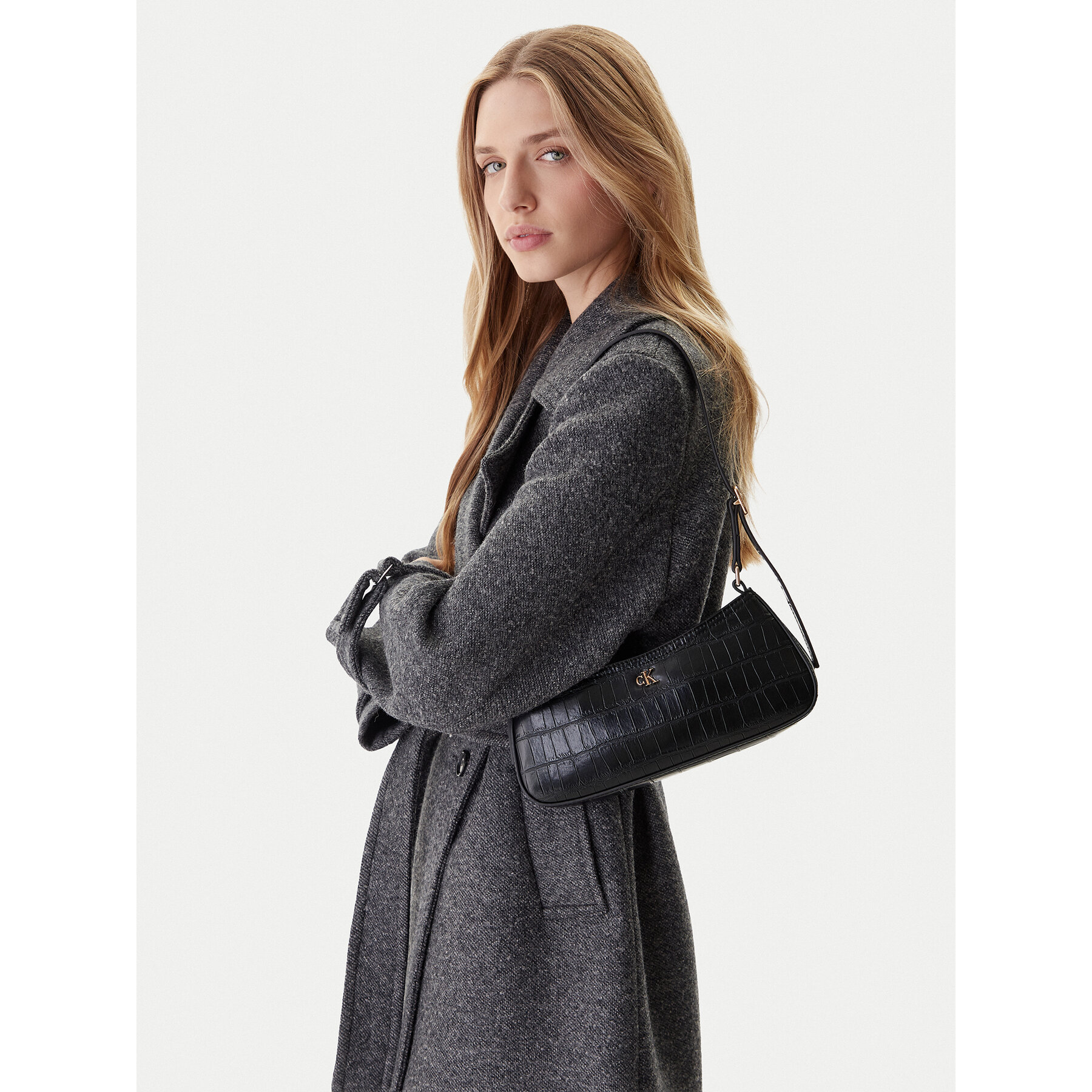 Дамска чанта Calvin Klein LV04F3283G Черен