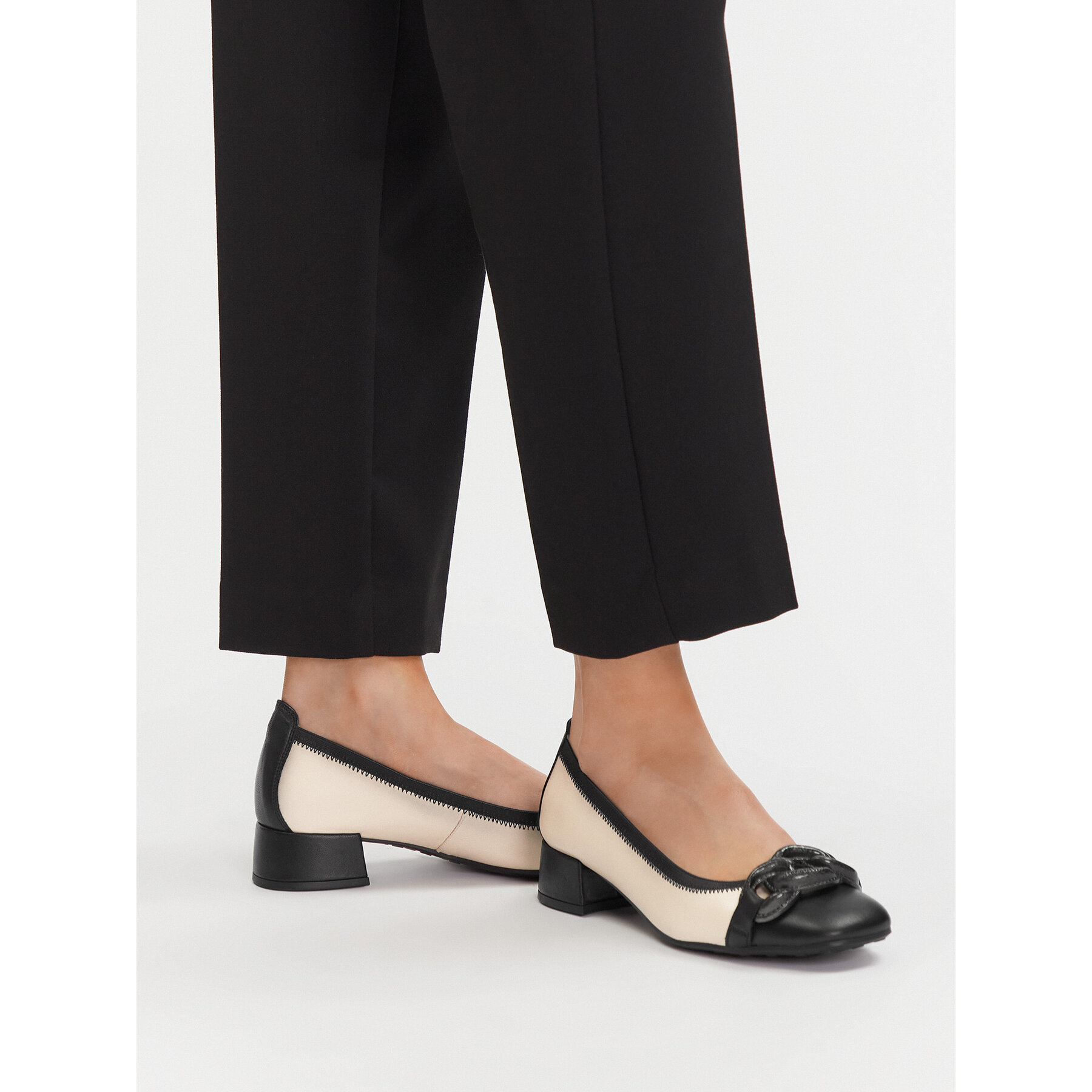 Pantofi pumps Hispanitas CHI254349 Alb