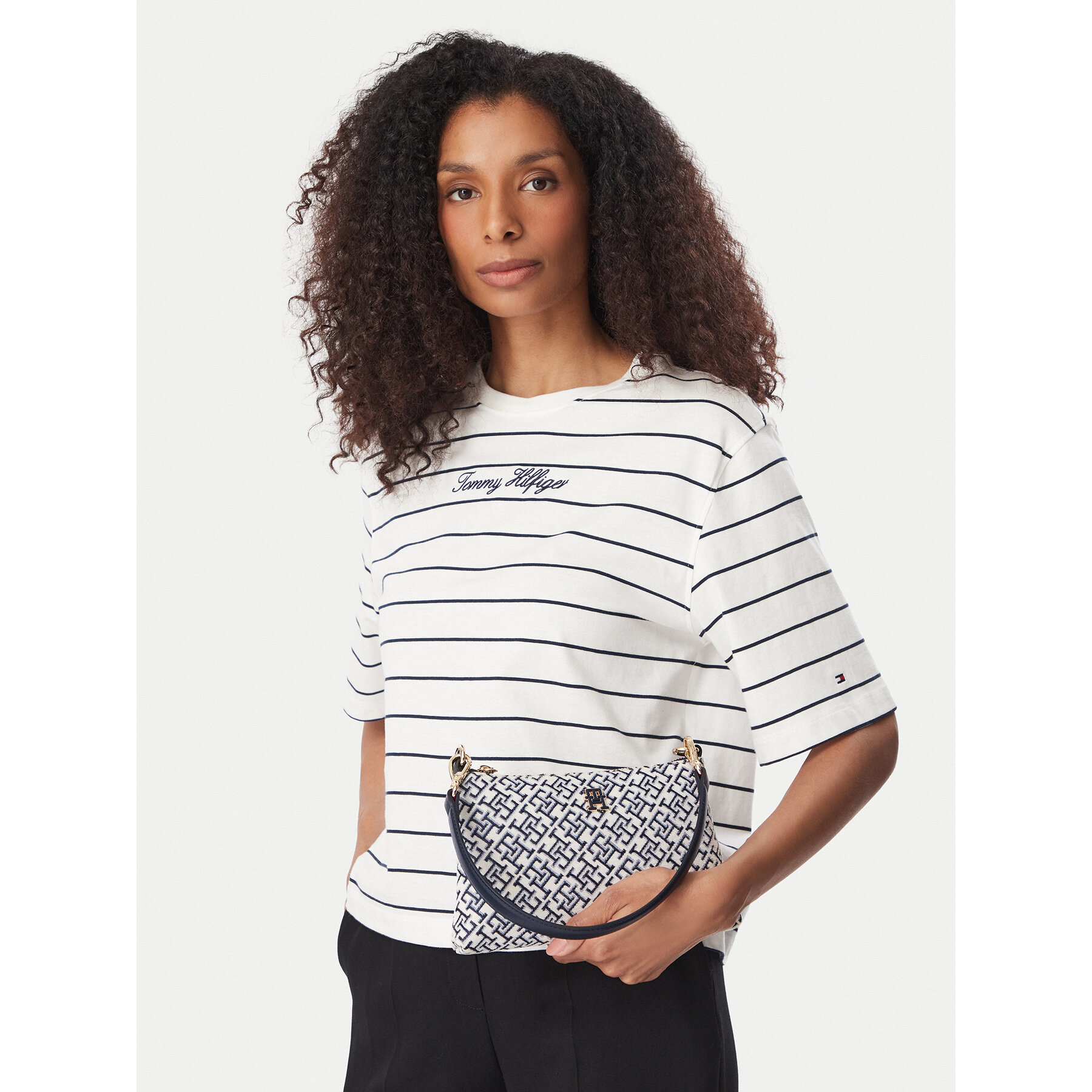 Geantă Tommy Hilfiger Th Jacquard Mini Shoulder Bag AW0AW19006 Albastru