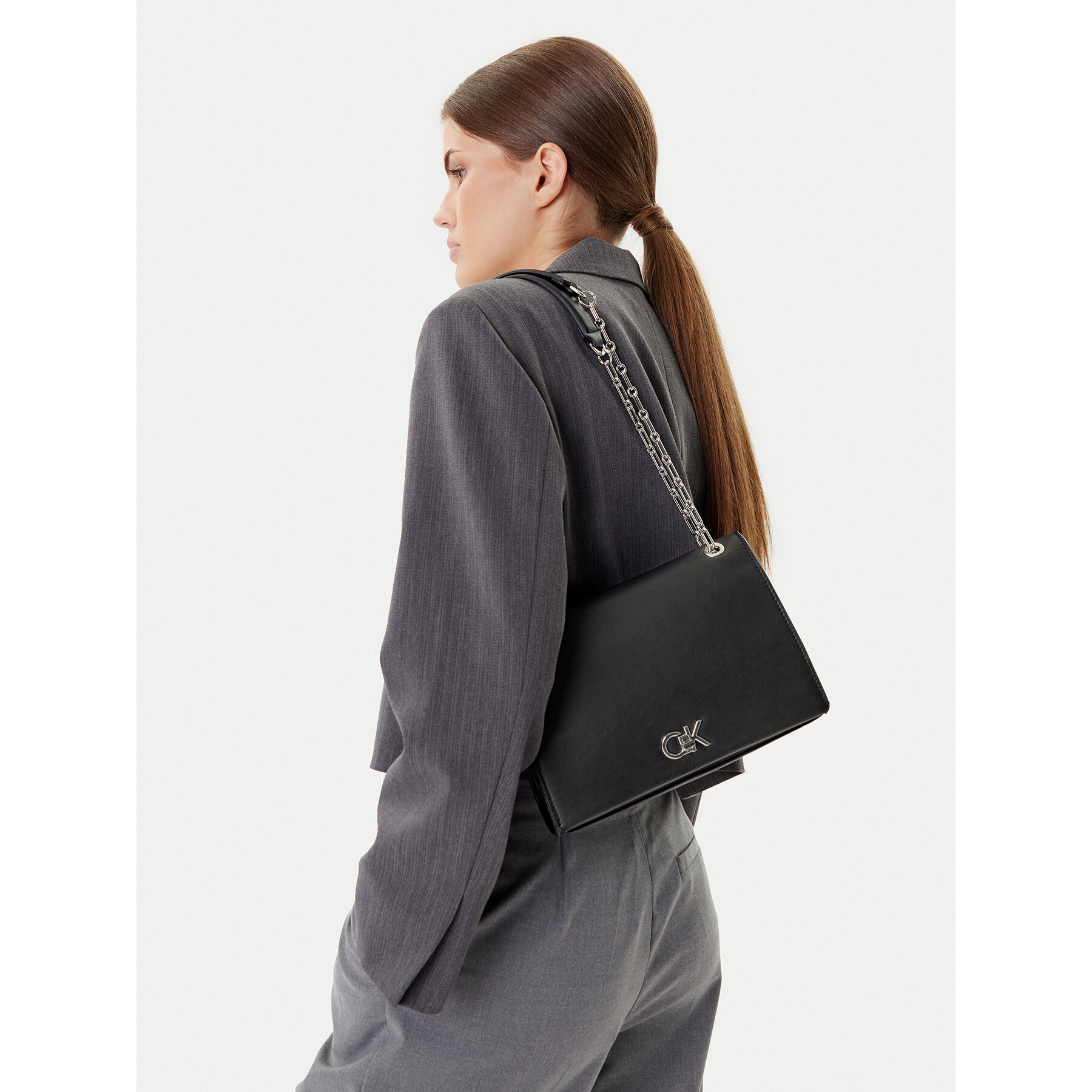 Borsetta Calvin Klein Re-Lock Medium Chain LV04F3104G Nero