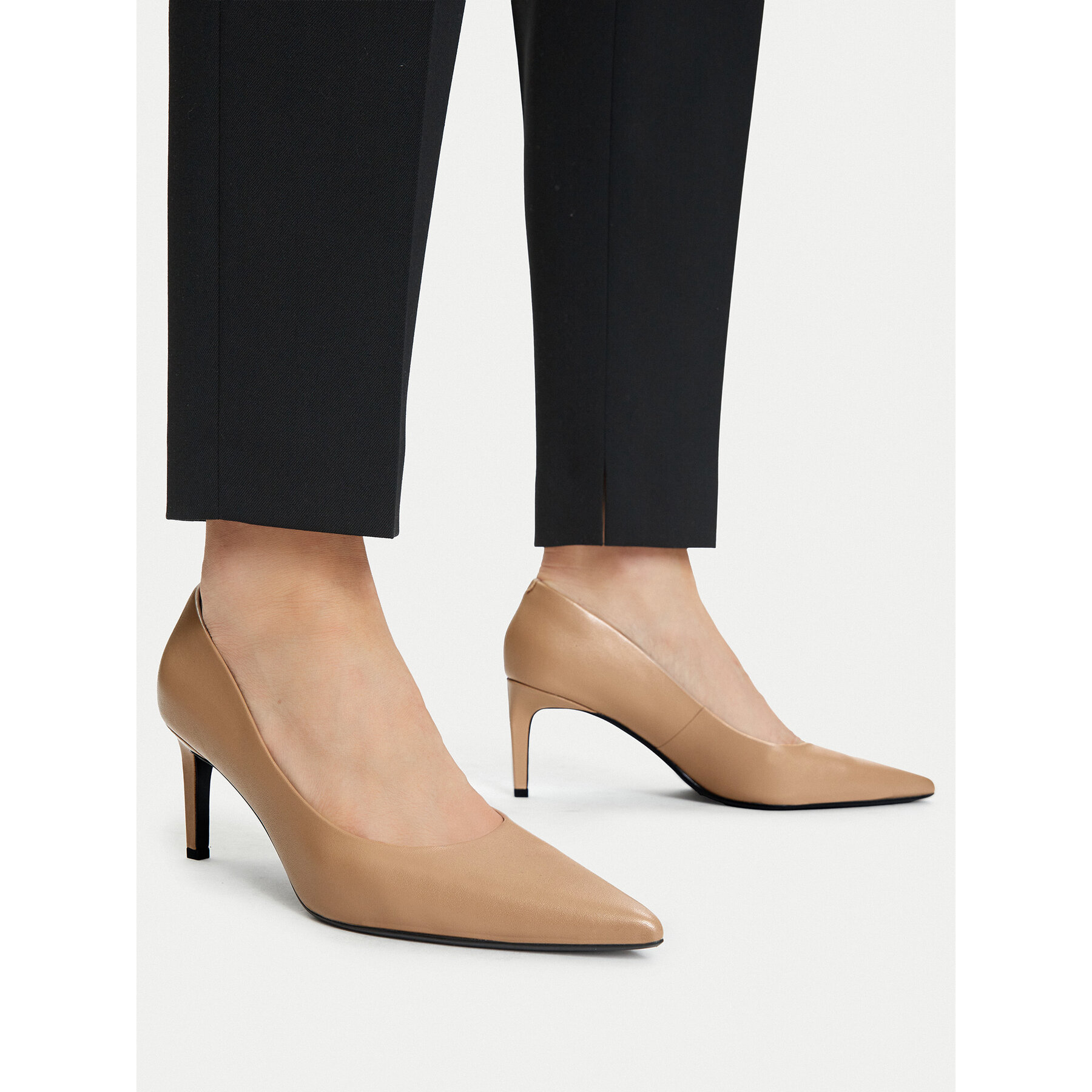 Štikle Calvin Klein Ess Stiletto 70 HW0HW02607 Bež