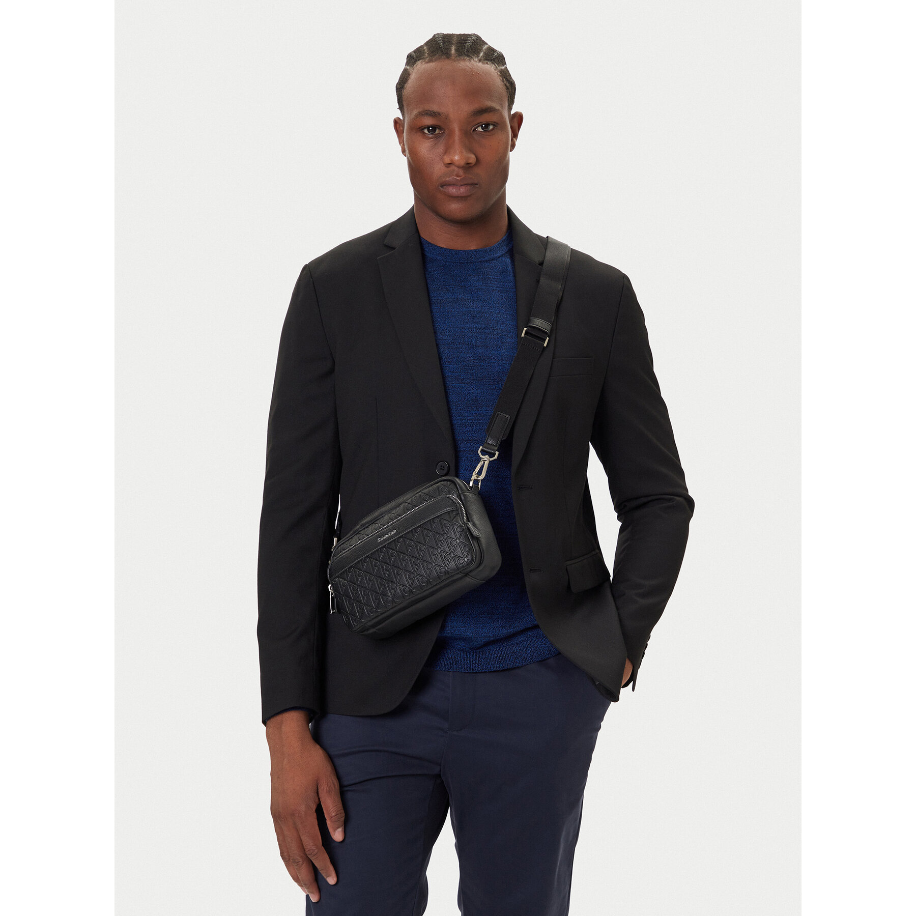 Τσαντάκι Calvin Klein Emblem Emboss Camera Bag LV04D3203G Μαύρο