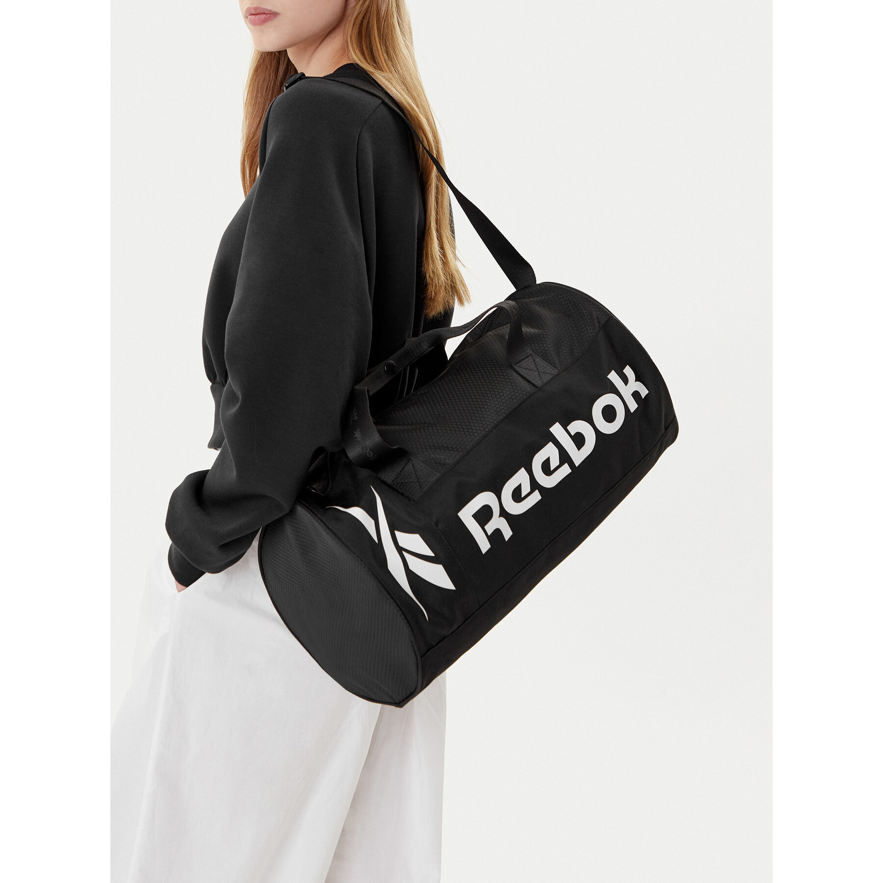 Športna torba Reebok C-RBK-P-007-08 Črna