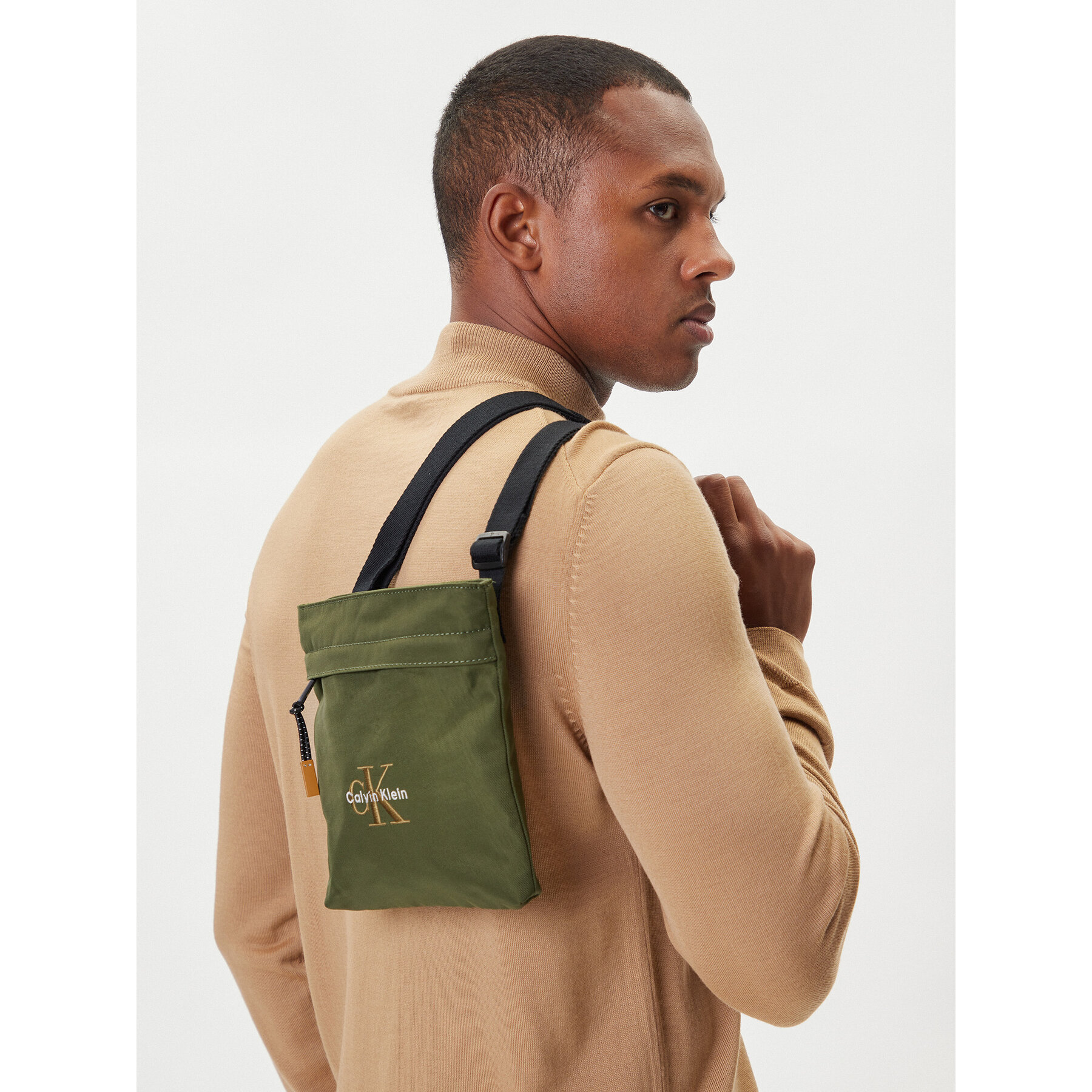 Geantă crossover Calvin Klein Bold Flatpack LV04D3178G Verde