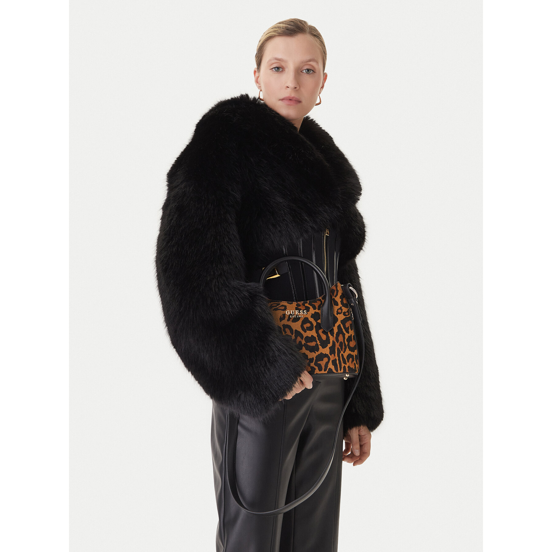 Τσάντα Guess HWLO75 29760 Μπεζ