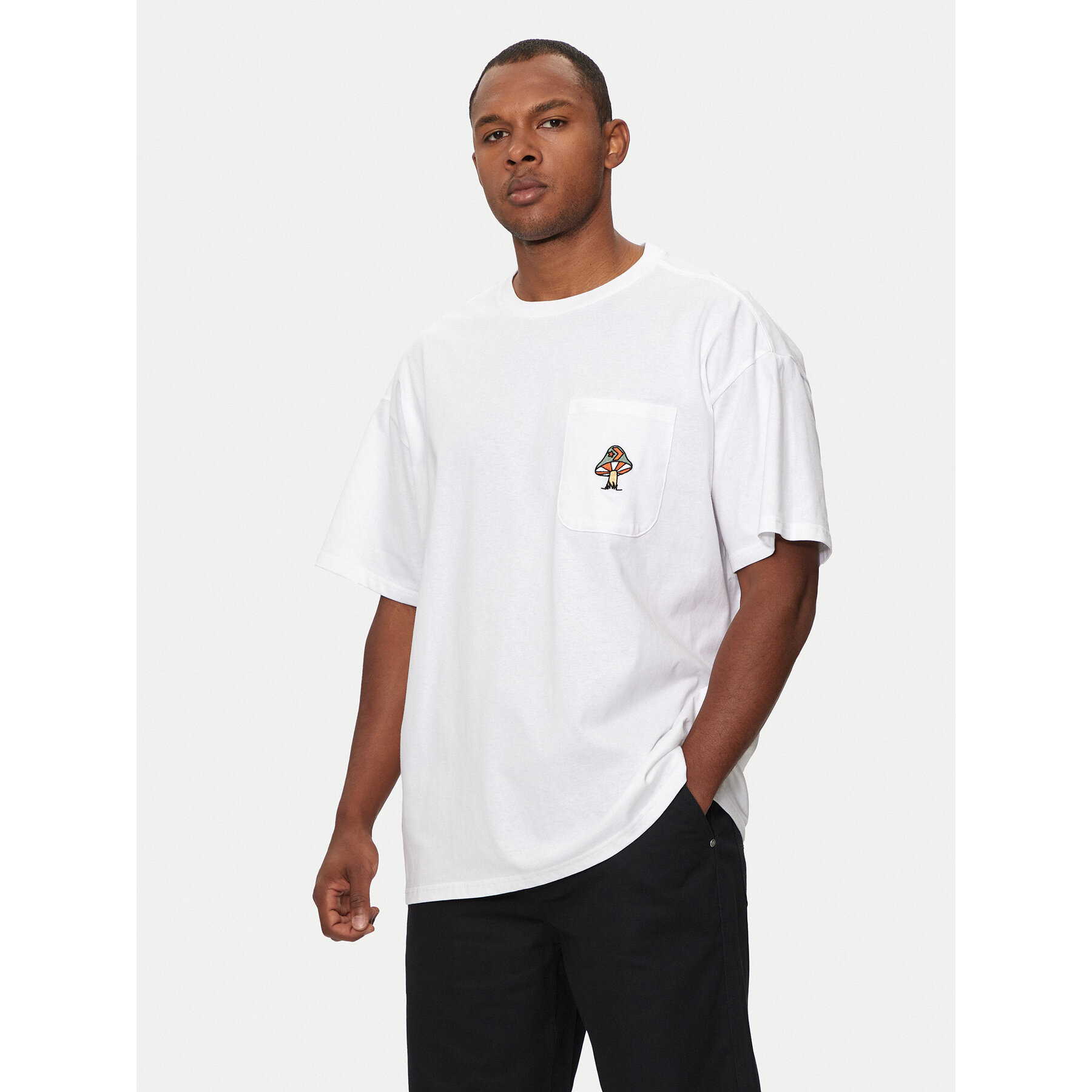 Converse Póló M Mushroom Star Chev Tee 10026445-A02 Fehér Regular Fit
