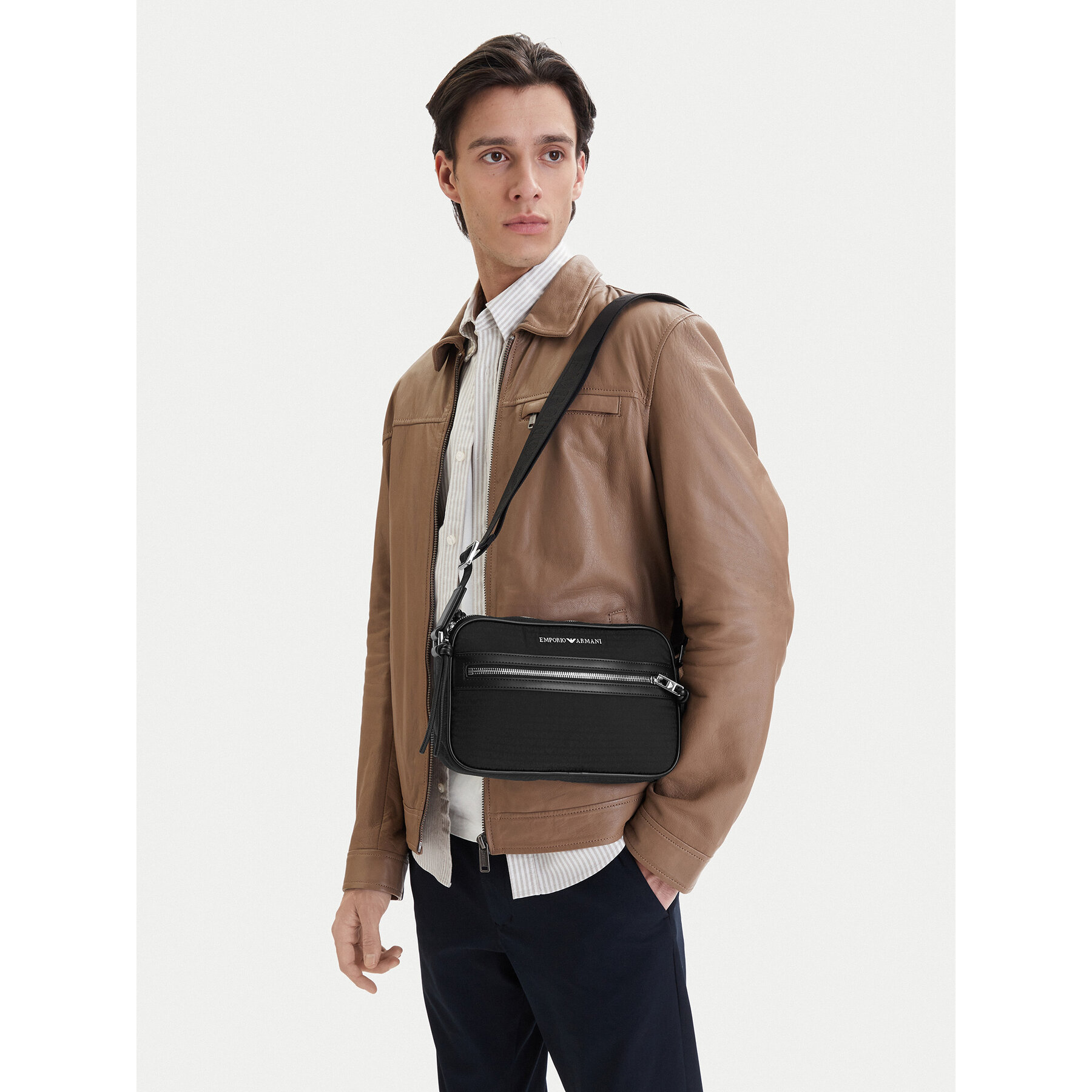 Kabelka Emporio Armani EM005399 AF14637 UC001 Čierna