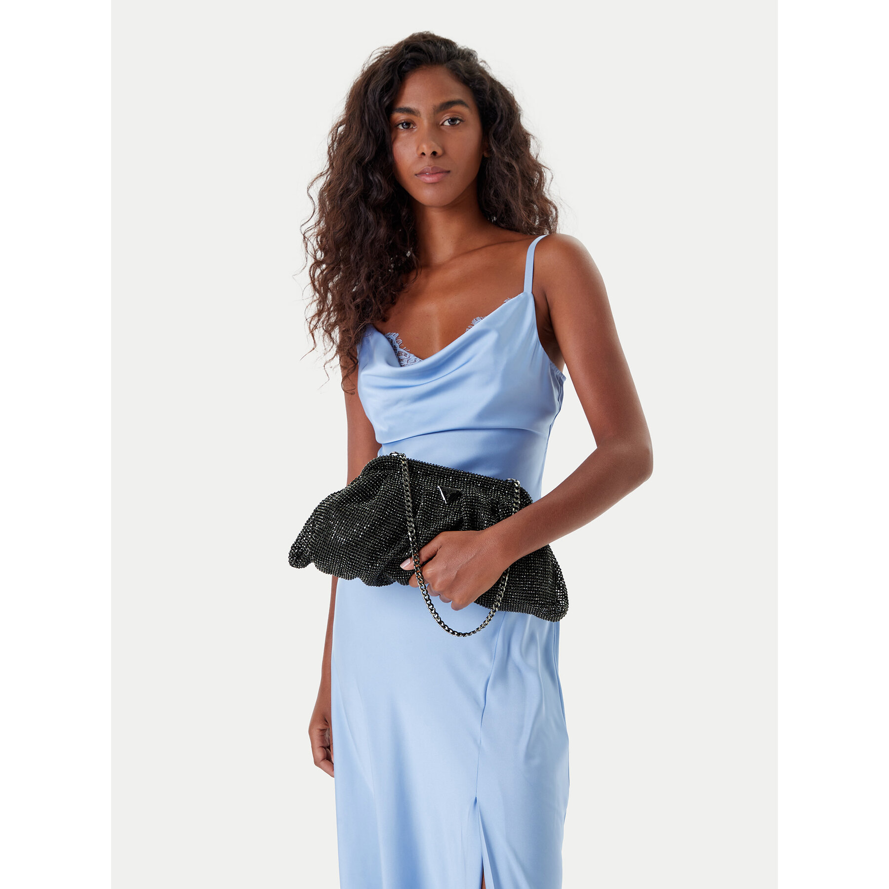 Дамска чанта Guess Zalina Mini HWRB93 50710 Черен