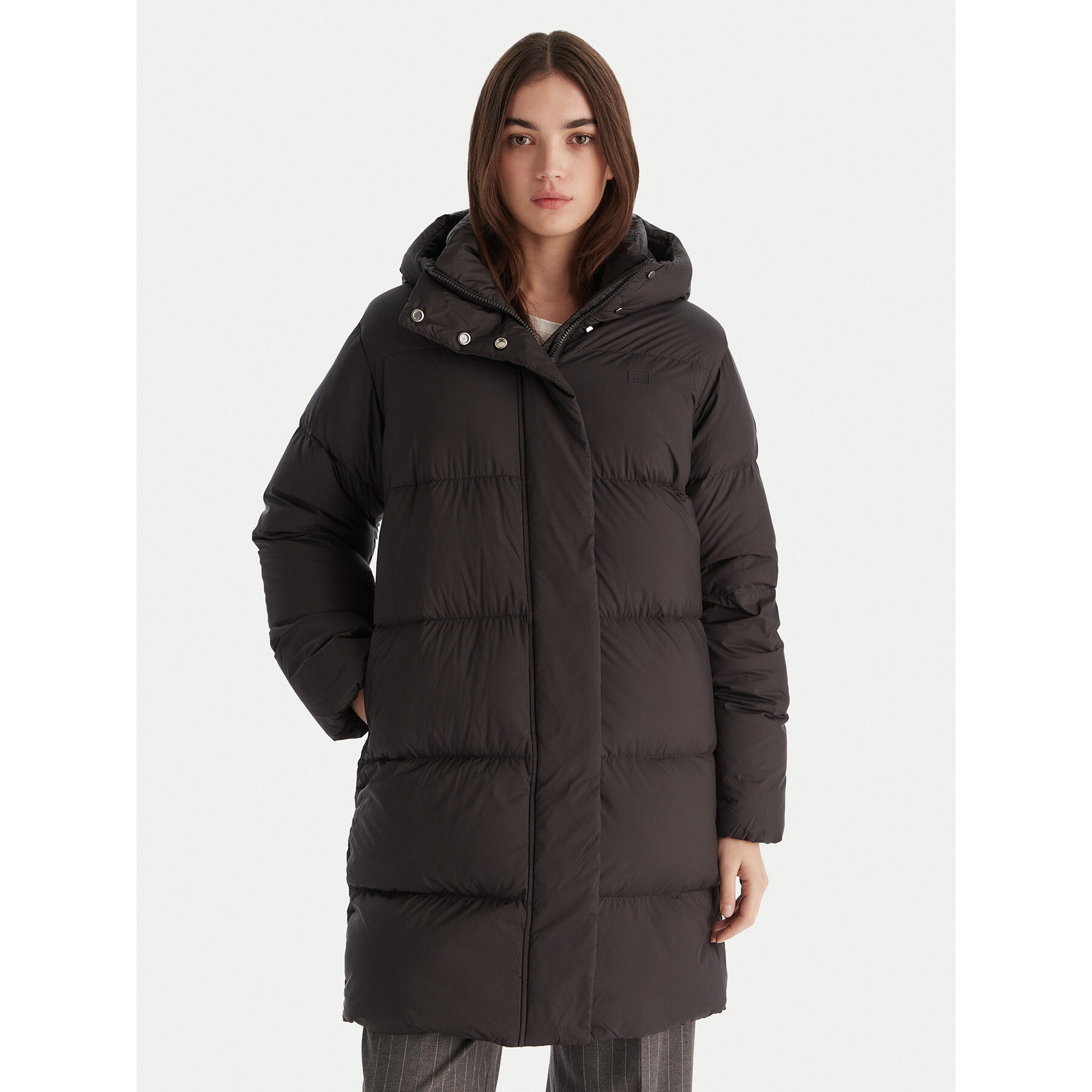 Tommy Hilfiger Daunenjacke Modern WW0WW46535 Schwarz Regular Fit