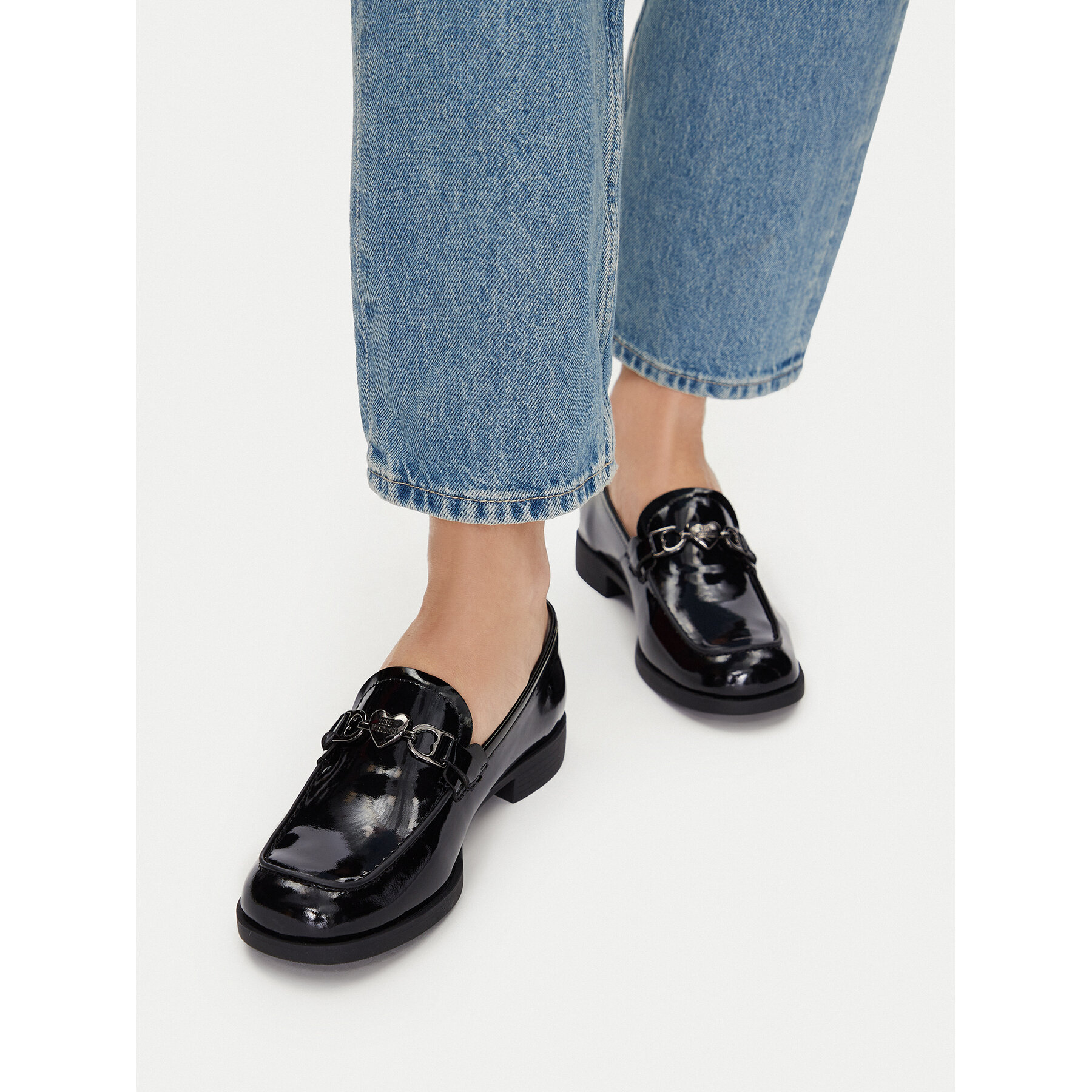 Loafers LOVE MOSCHINO JA10012G1MIH000B Čierna