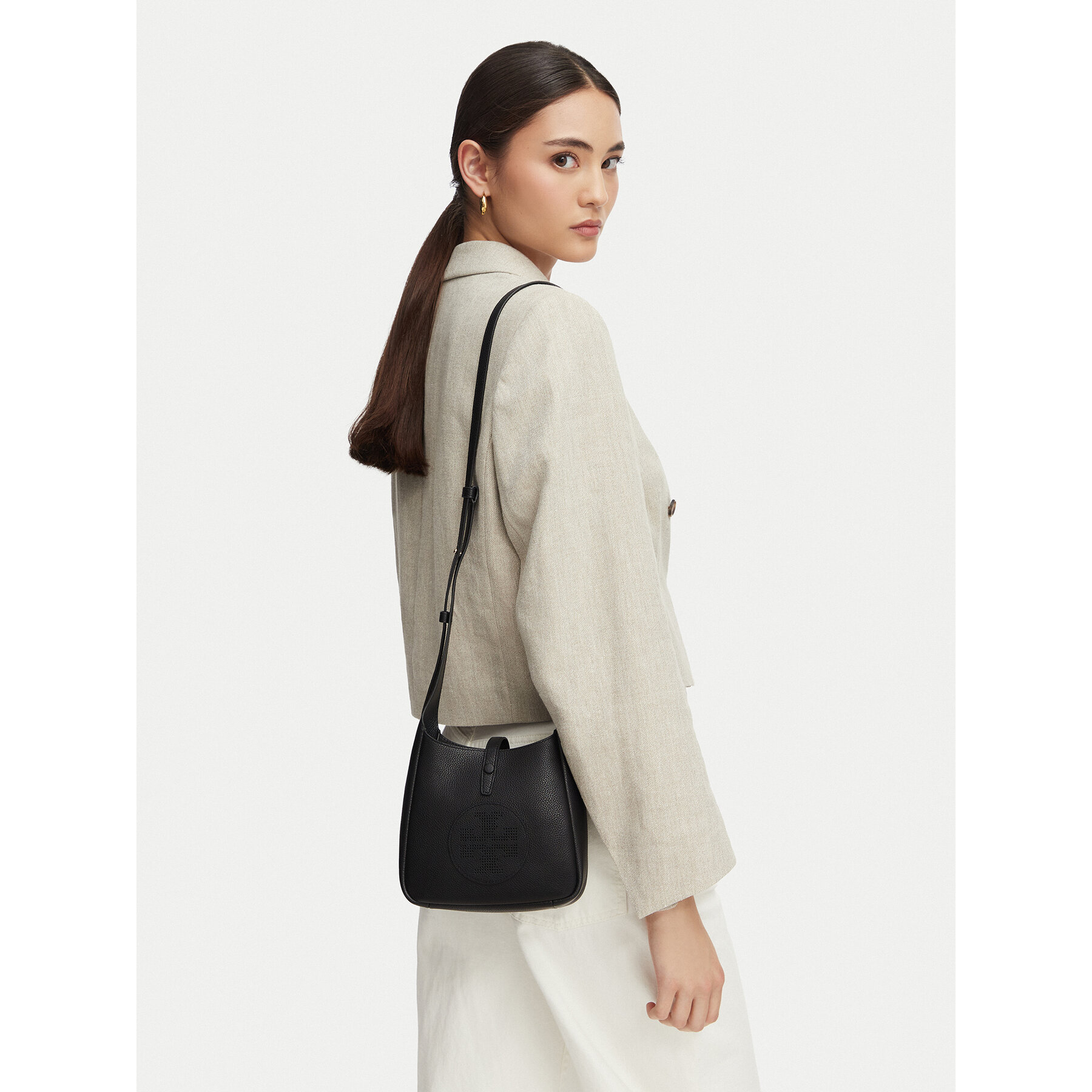 Ročna torba Tory Burch 185793 Črna