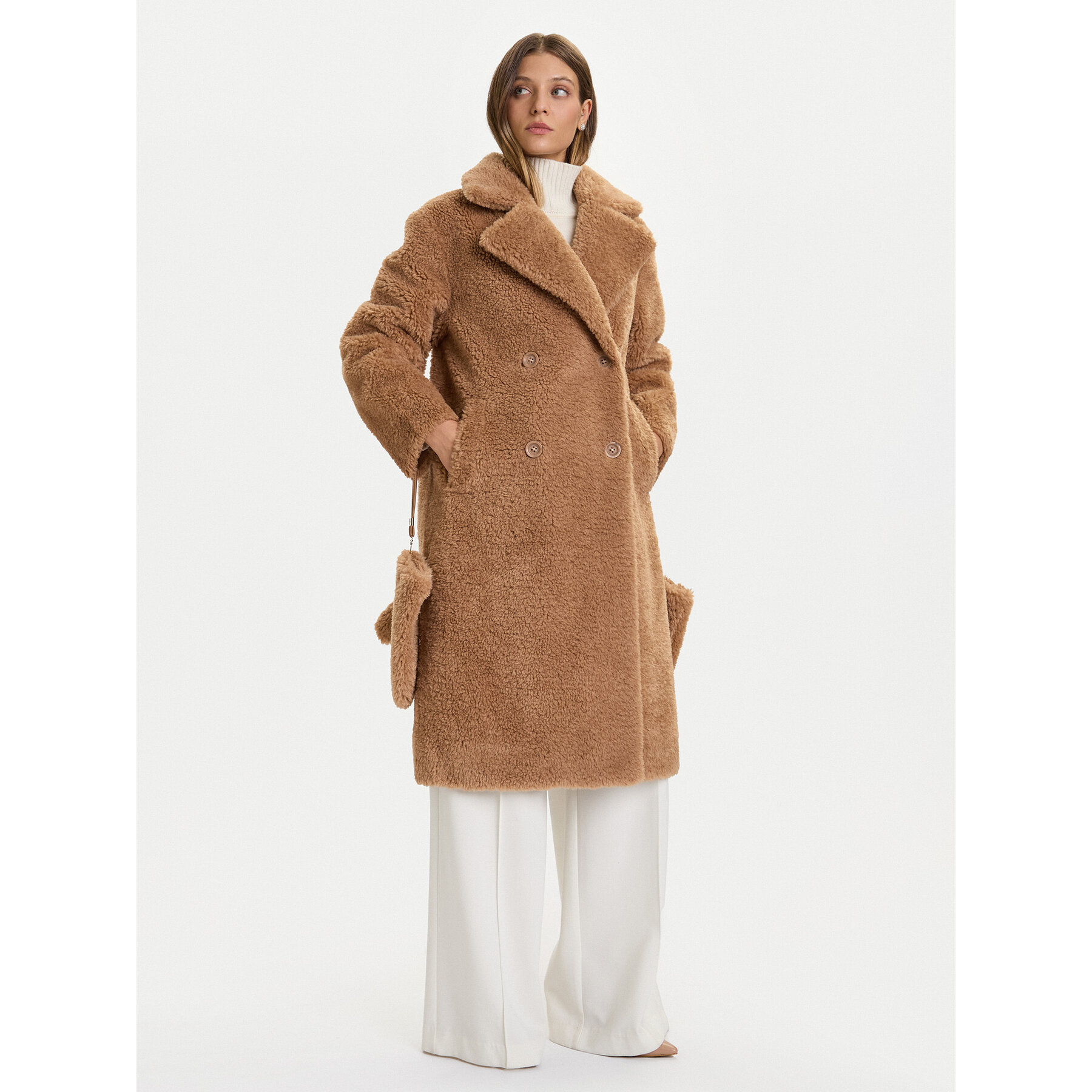 Rinascimento Fellmantel CFC0122221003 Beige Regular Fit
