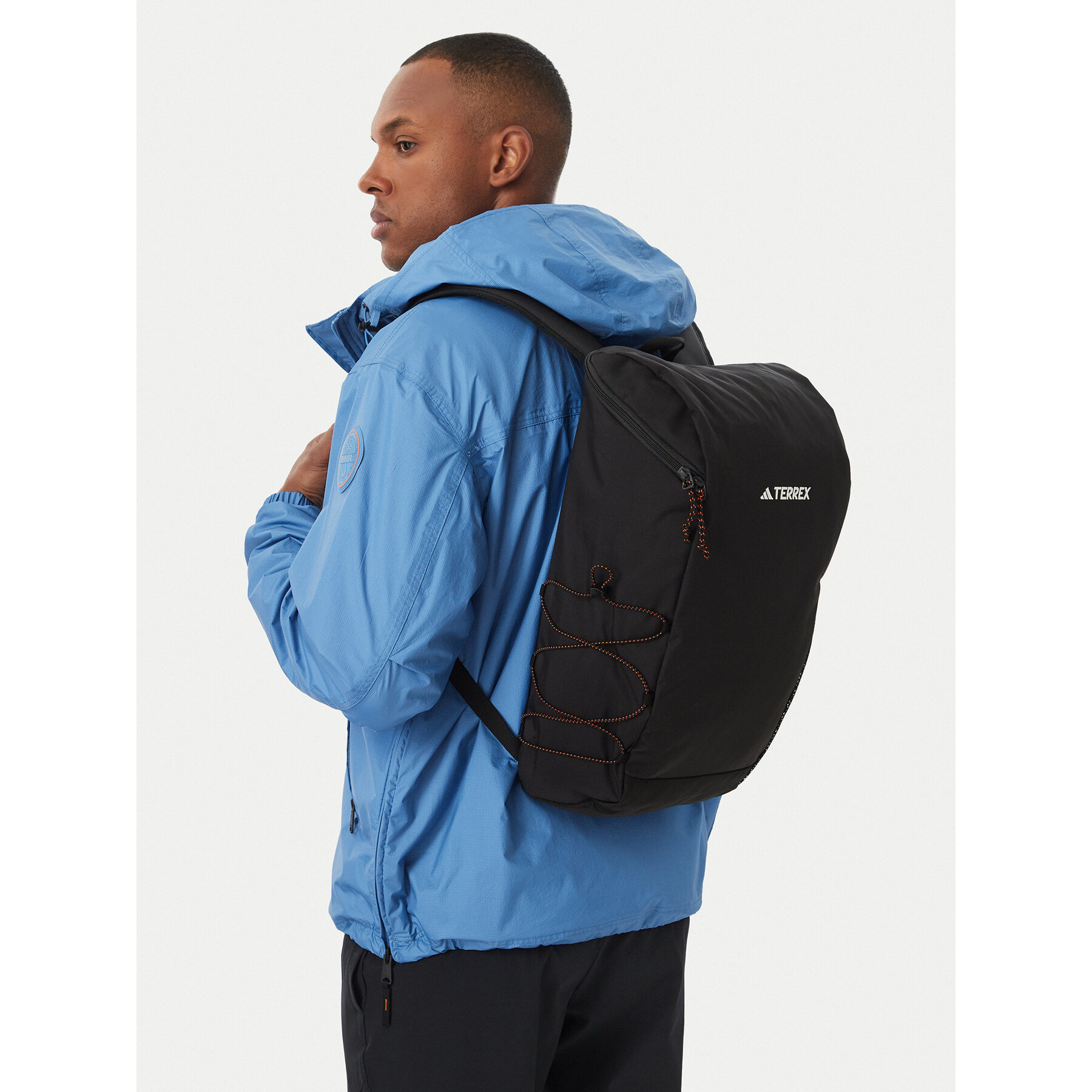 Nahrbtnik adidas Terrex Multi Essentials Backpack 20L JM3066 Črna