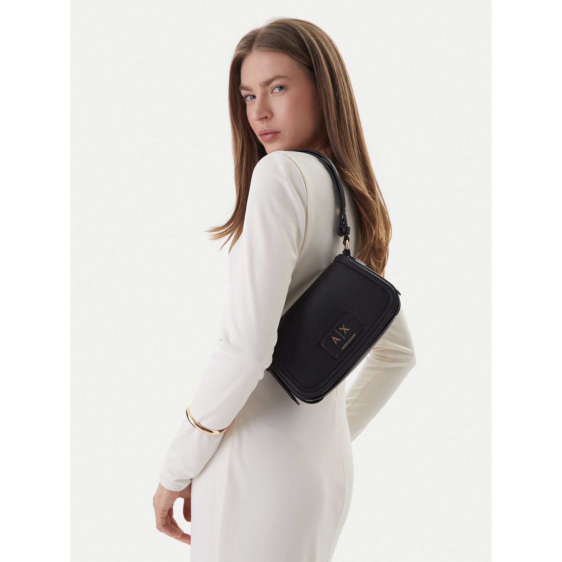 Ročna torba Armani Exchange XW002596 AF22649 UC001 Črna