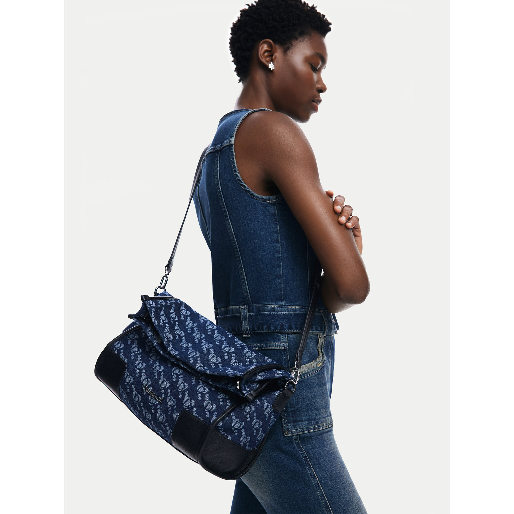 Geantă Desigual Arco Lovert 24WAXA38 Bleumarin