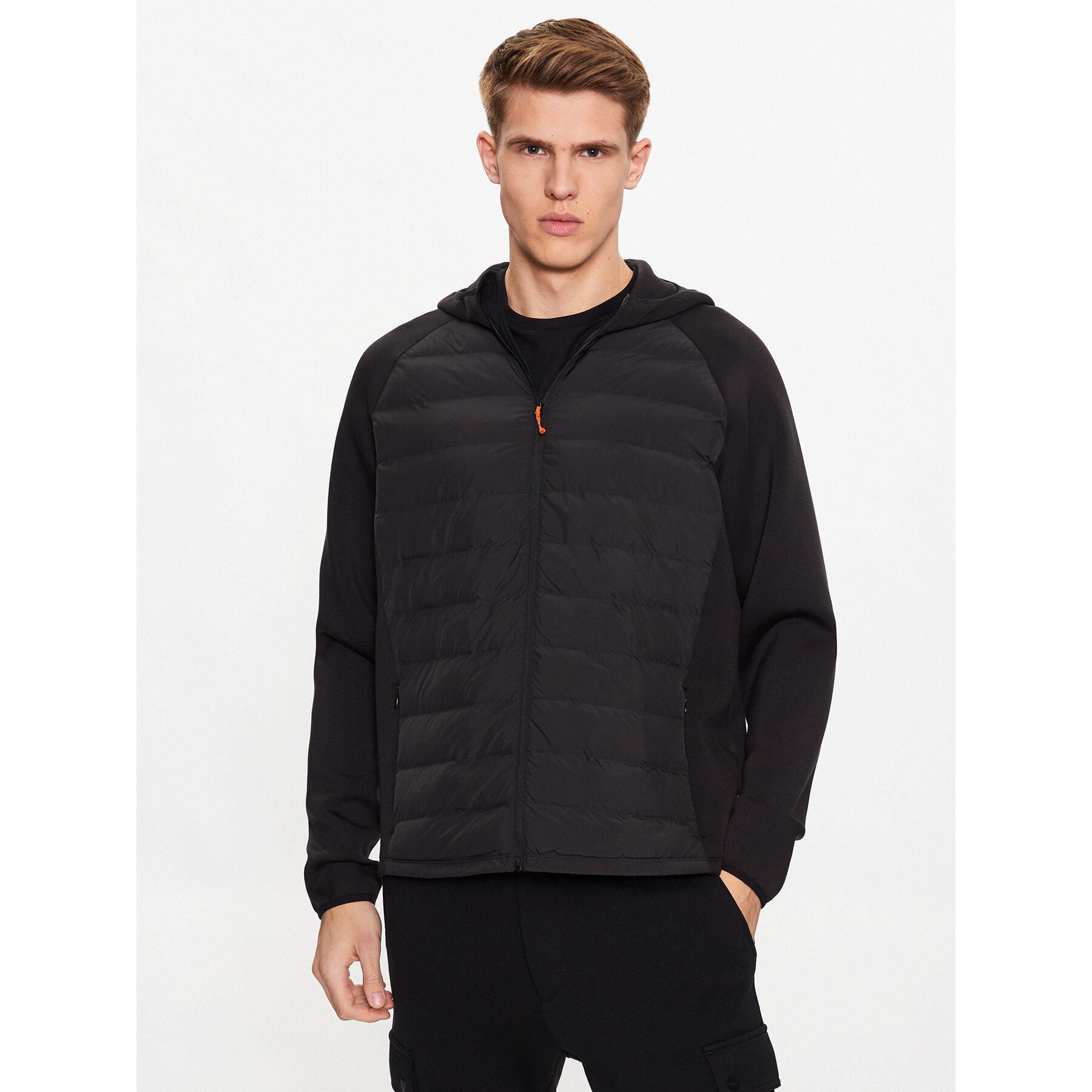 Wrangler Übergangsjacke Athletic Hybrid WA4MY3101 112324777 Schwarz Regular Fit