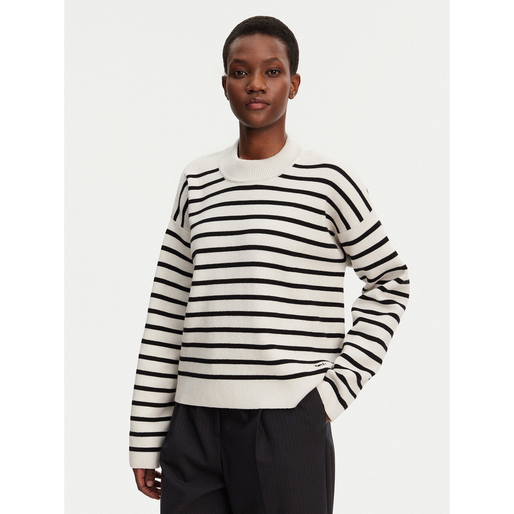AMI Paris Pullover UKS036.KN0041 Grau Relaxed Fit
