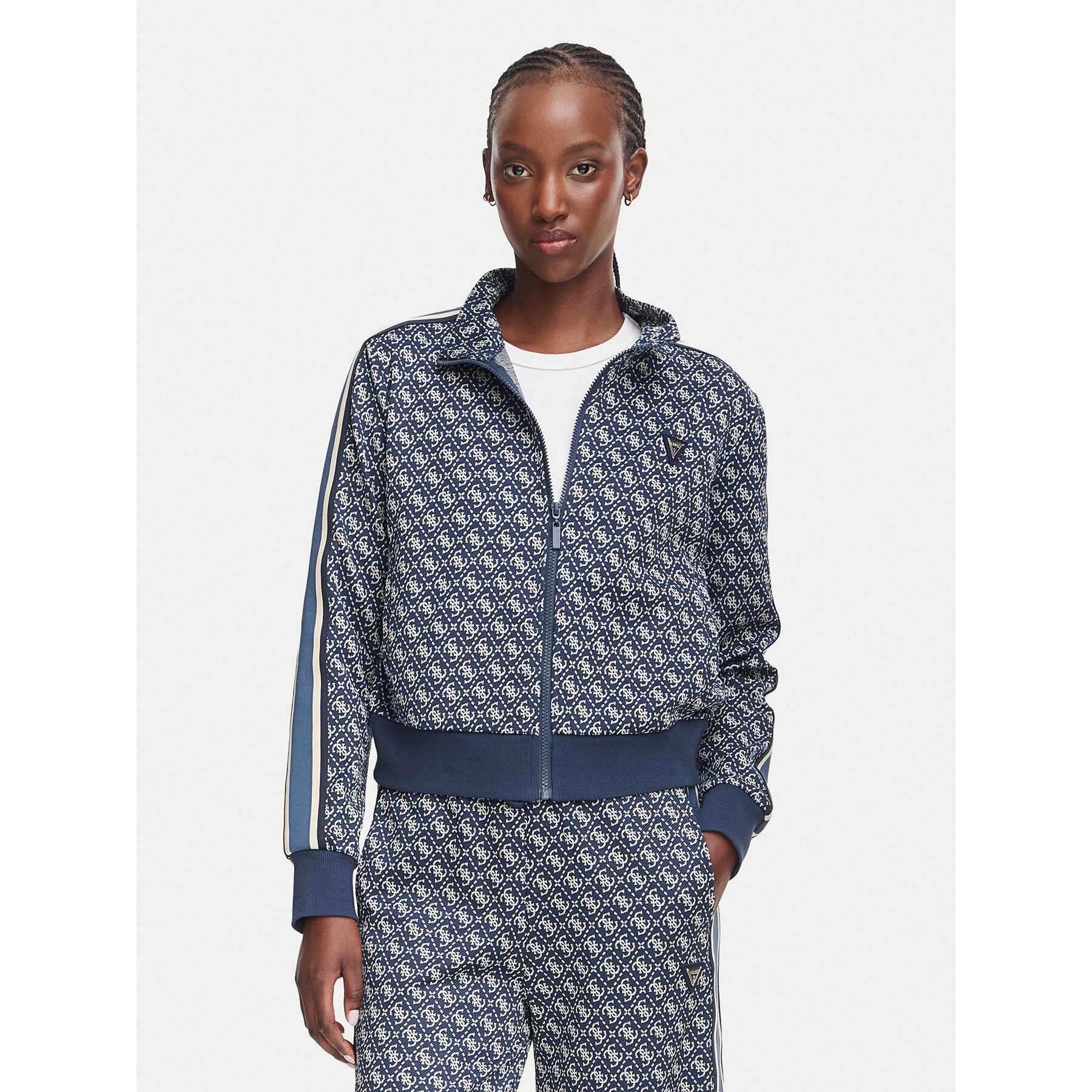 Guess Sweatshirt V6YQ28 K5183 Dunkelblau Regular Fit