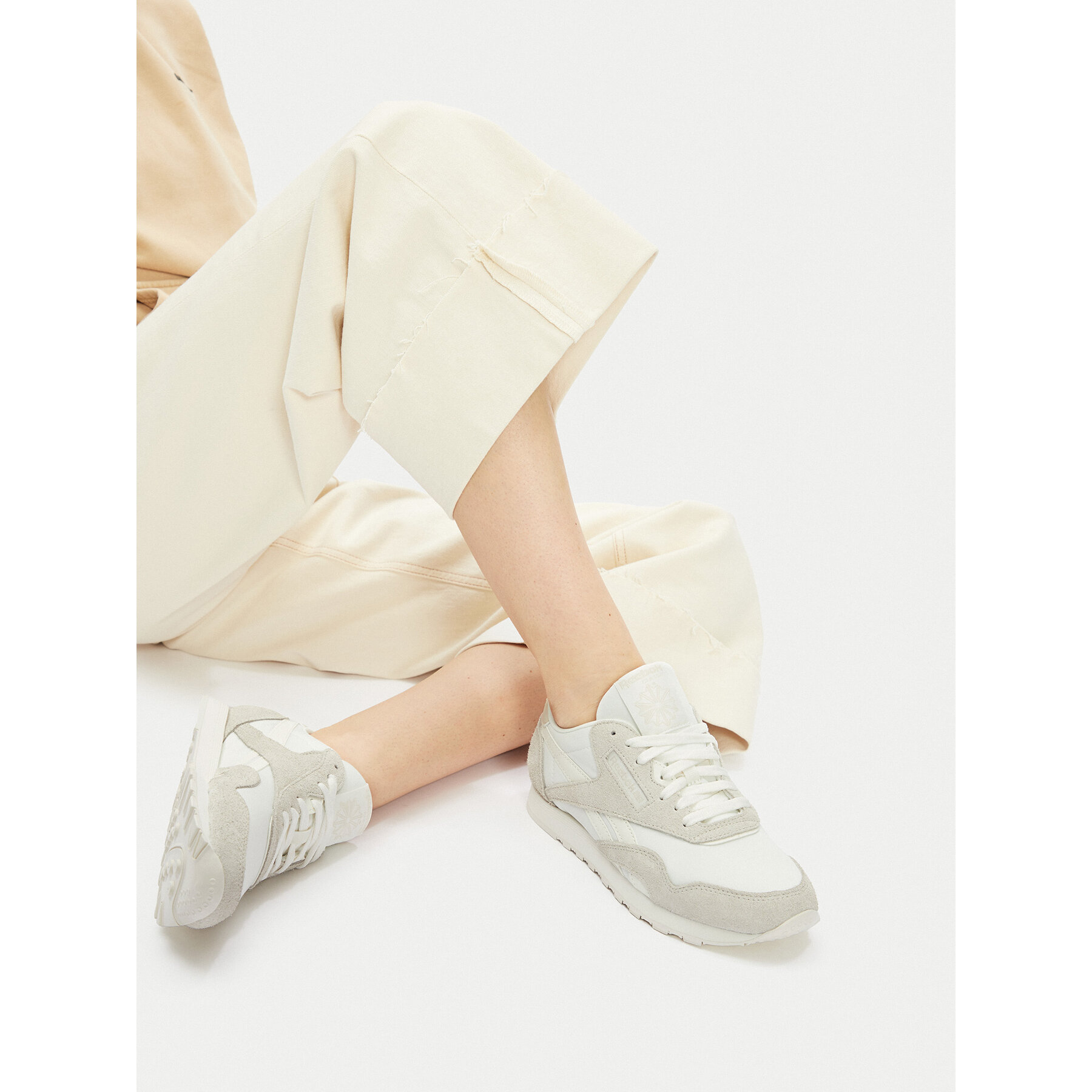 Sneakers Reebok CLASSIC NYLON 100220923 Alb