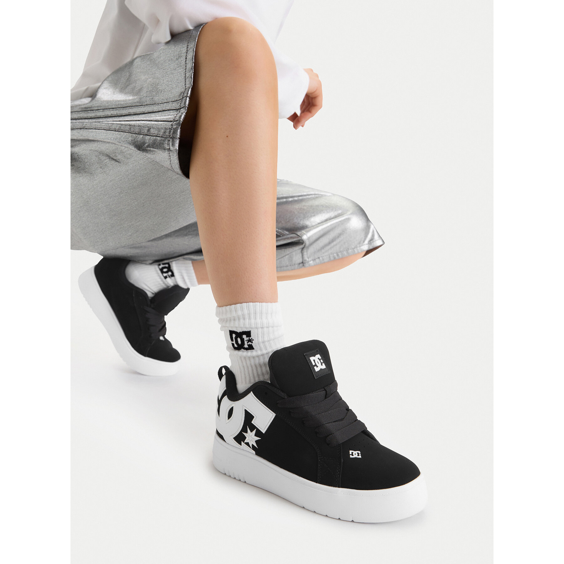 Sneakersy DC Shoes EO-COURT GRAFFIK PLATFORM DC02422004 Čierna