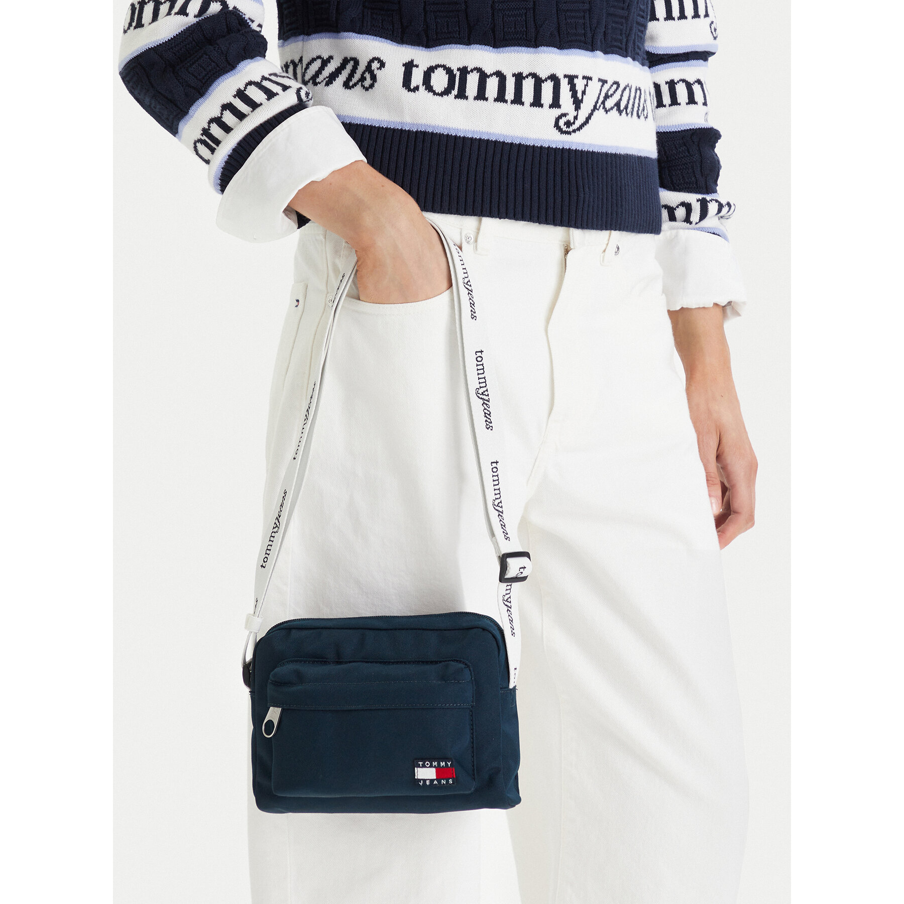 Τσάντα Tommy Jeans Tjw Ess Daily Crossover AW0AW18462 Εκρού