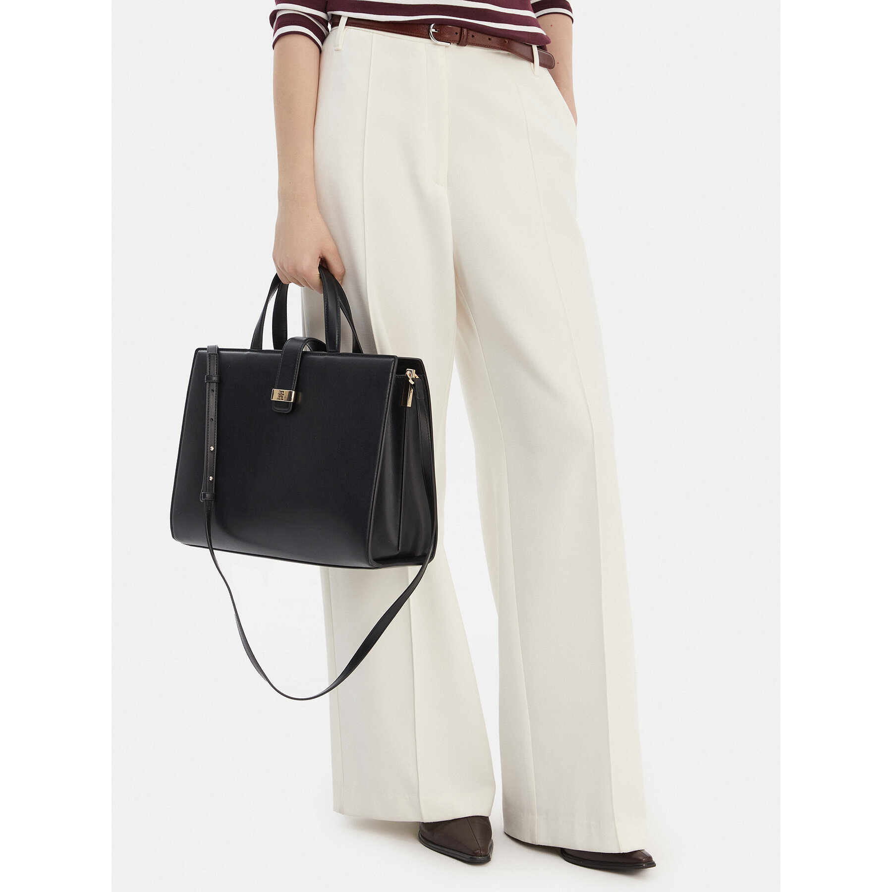 Kabelka Tommy Hilfiger Th Heritage Satchel AW0AW18287 Čierna