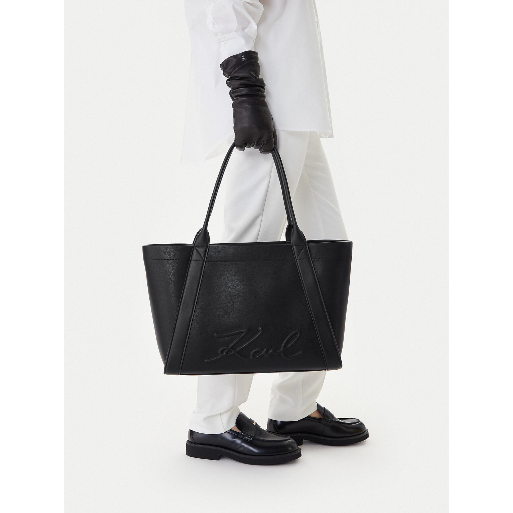 Ročna torba KARL LAGERFELD B1W30066 Črna