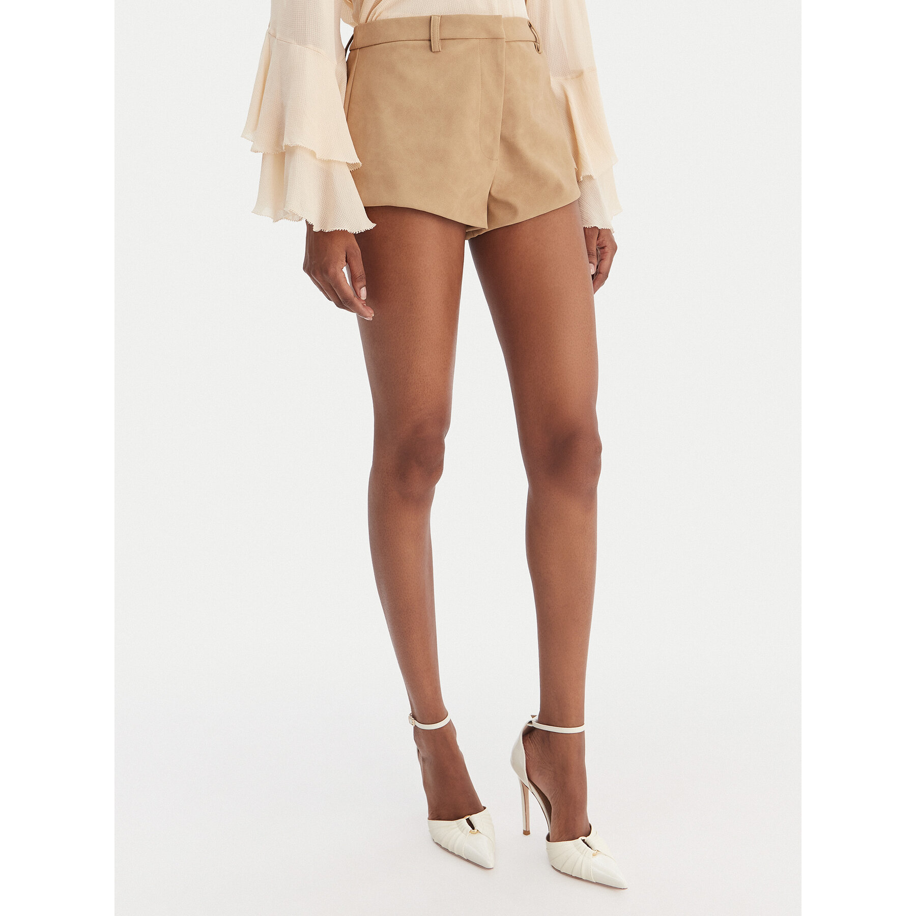 Bardot Shorts aus Kunstleder Jayla 60059PB2 Beige Slim Fit