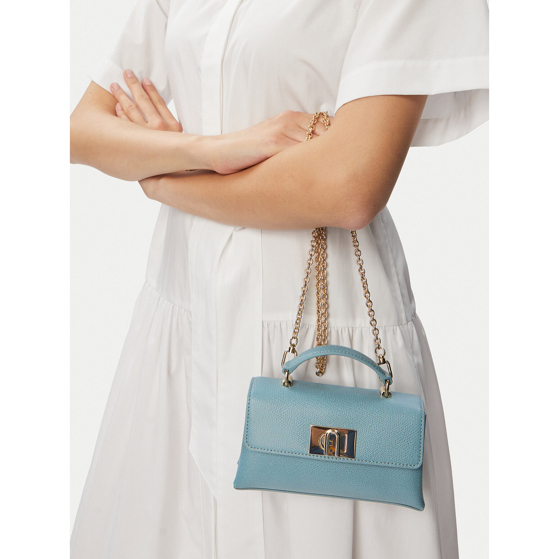 Ročna torba Furla 1927 Mini  WE00423 ARE000 CN 4896S Svetlo modra