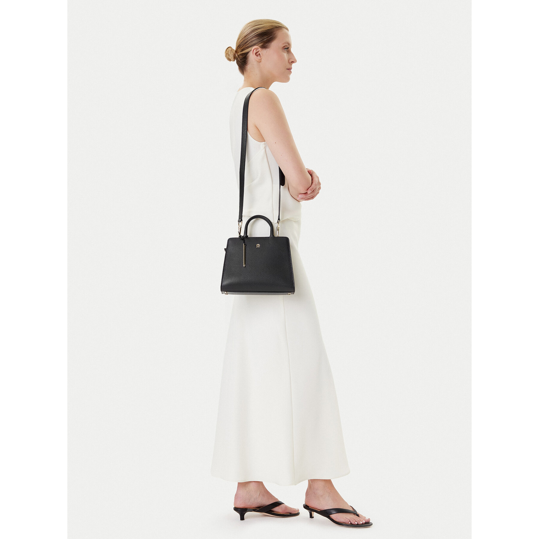 Geantă Aigner Cybill S 135170 Negru