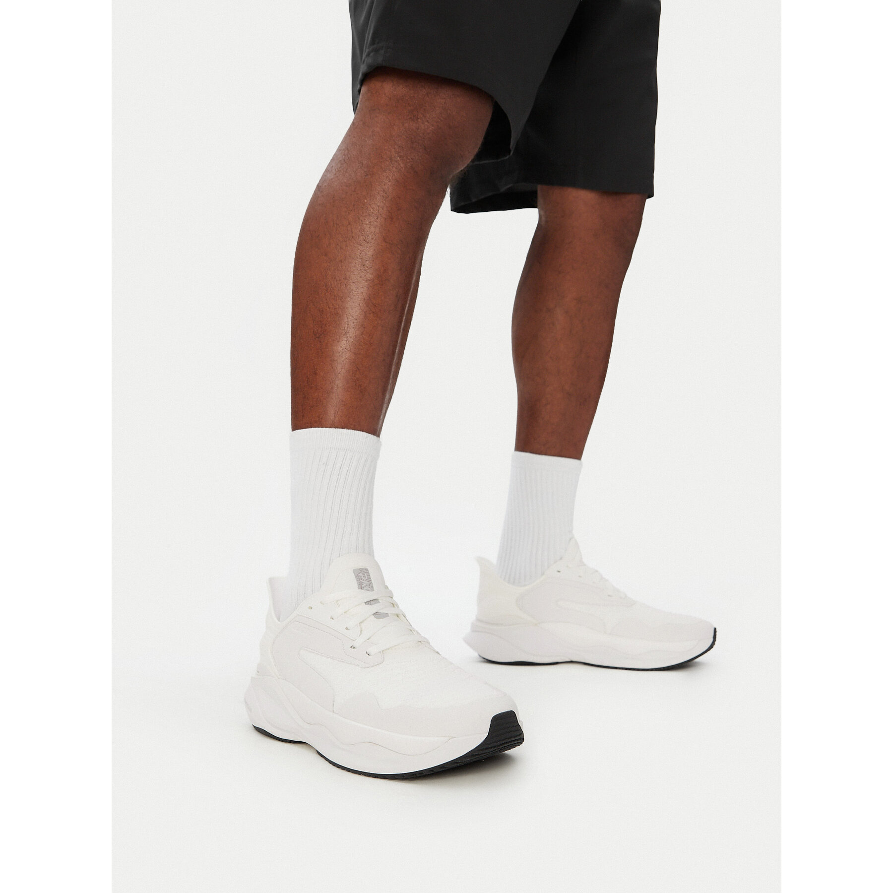 Сникърси Clarks Clarks Pace 26184666 Бял