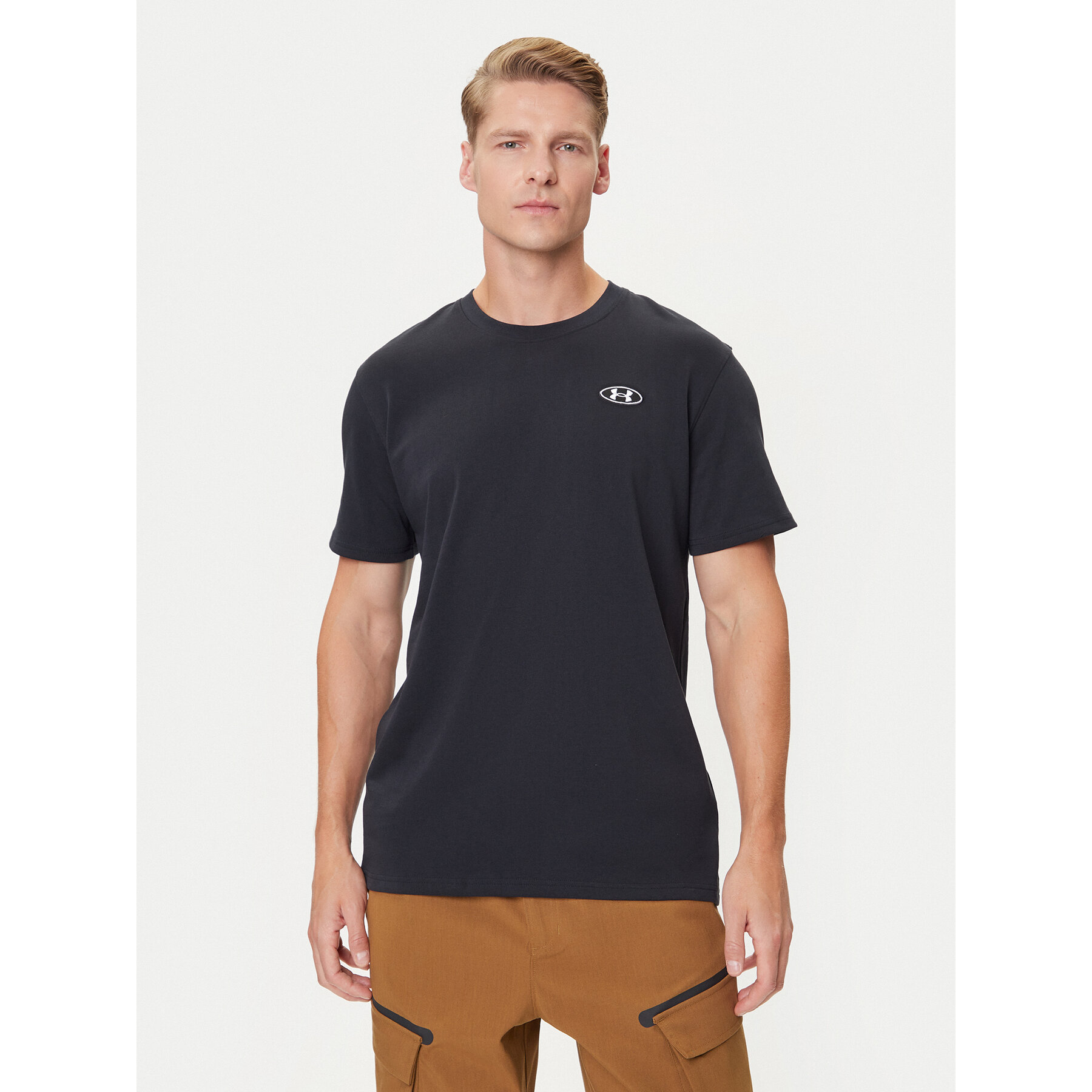 Under Armour T-shirt Ua Hw Lc Patch Ss 1382902-001 Nero Loose Fit