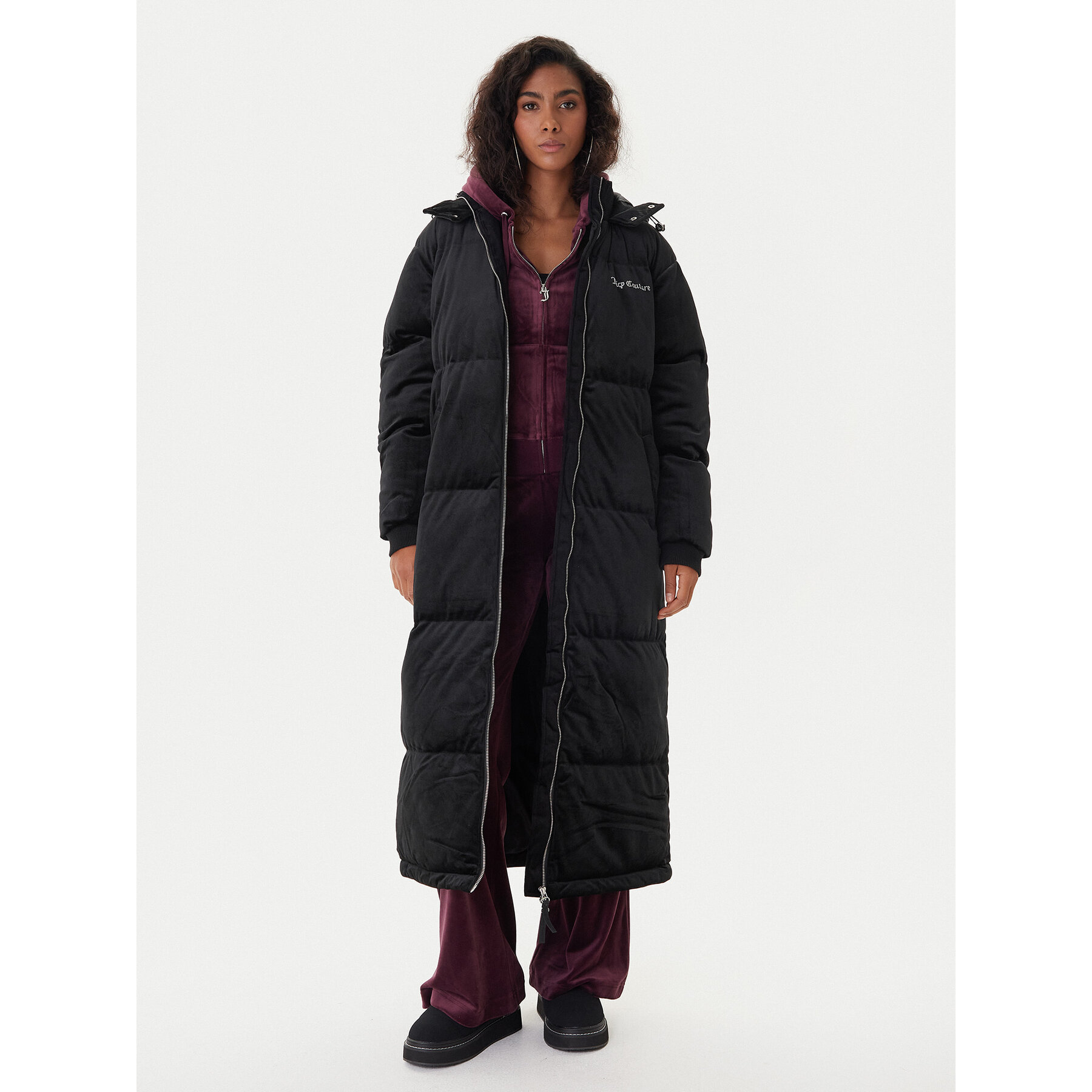 Juicy Couture Zimska jakna Century JCOIJ225552 Crna Relaxed Fit