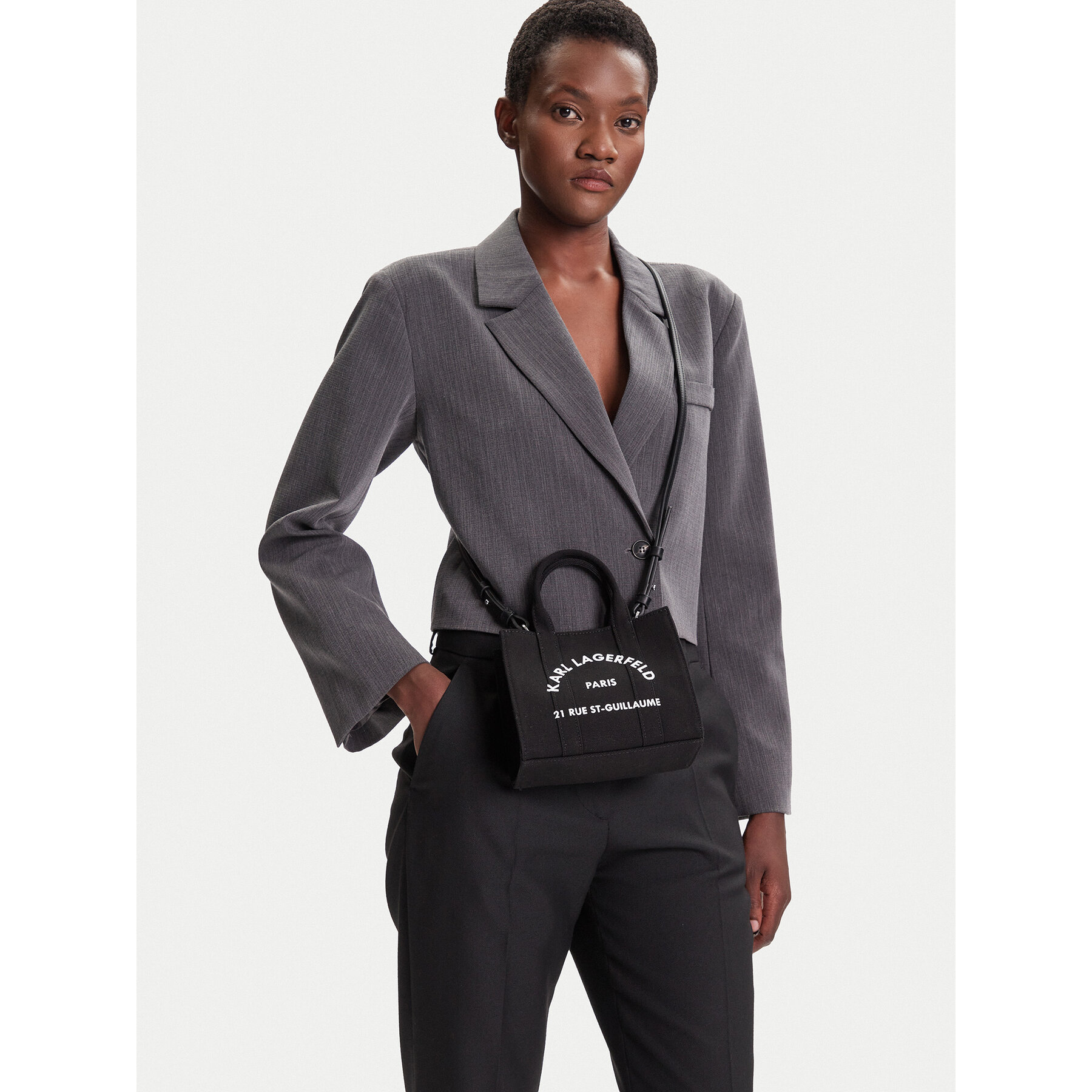 Дамска чанта KARL LAGERFELD A3W50118 Черен