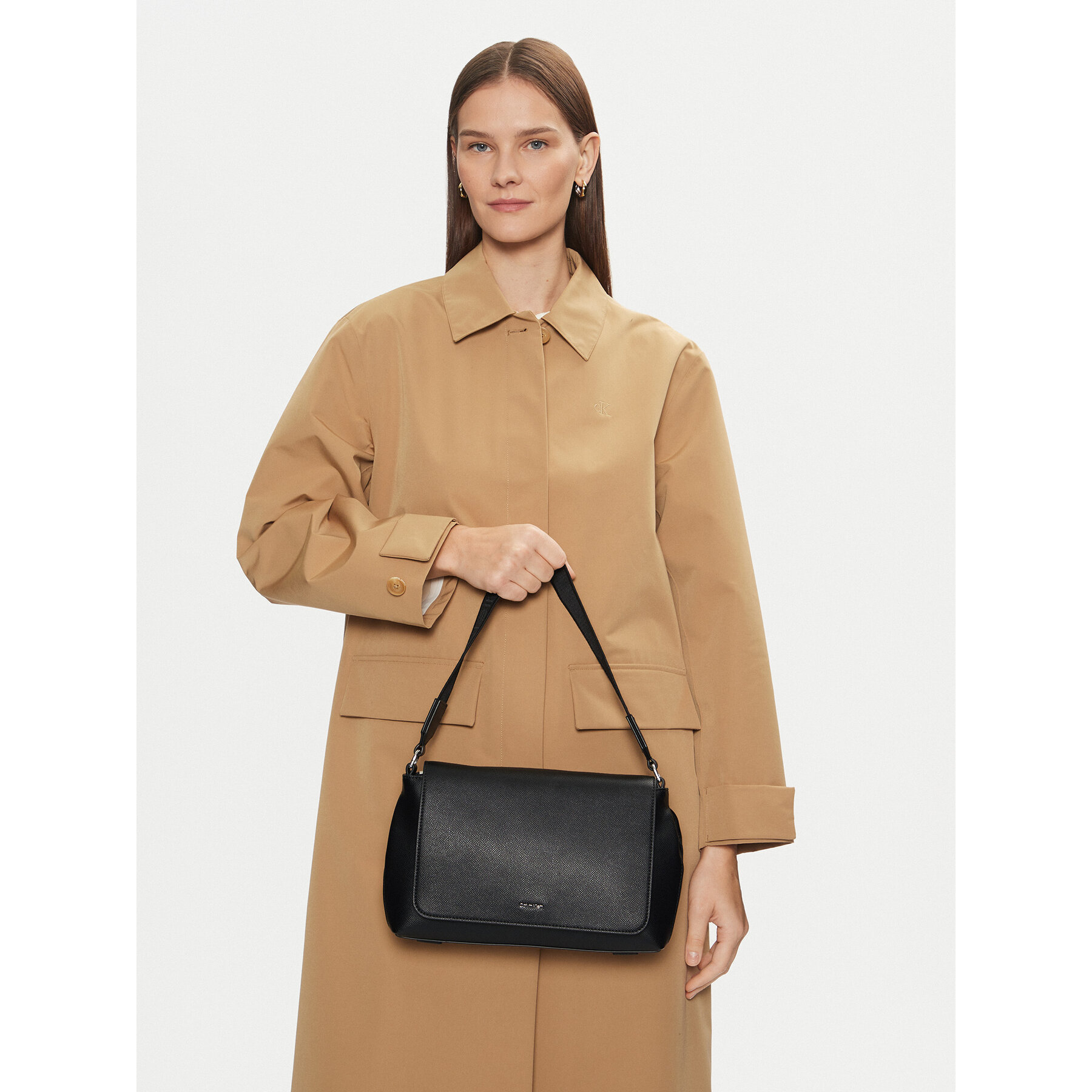 Torbica Calvin Klein Ck Must Top Handle Bag_Caviar K60K613085 Crna