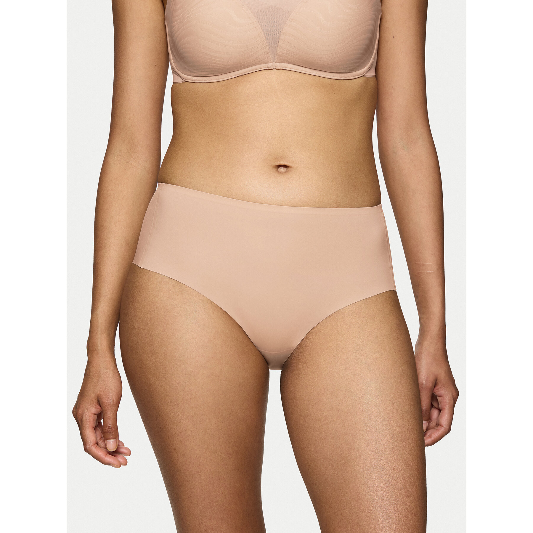 Triumph Klasszikus alsó Smart Invisible 10222269 Bézs