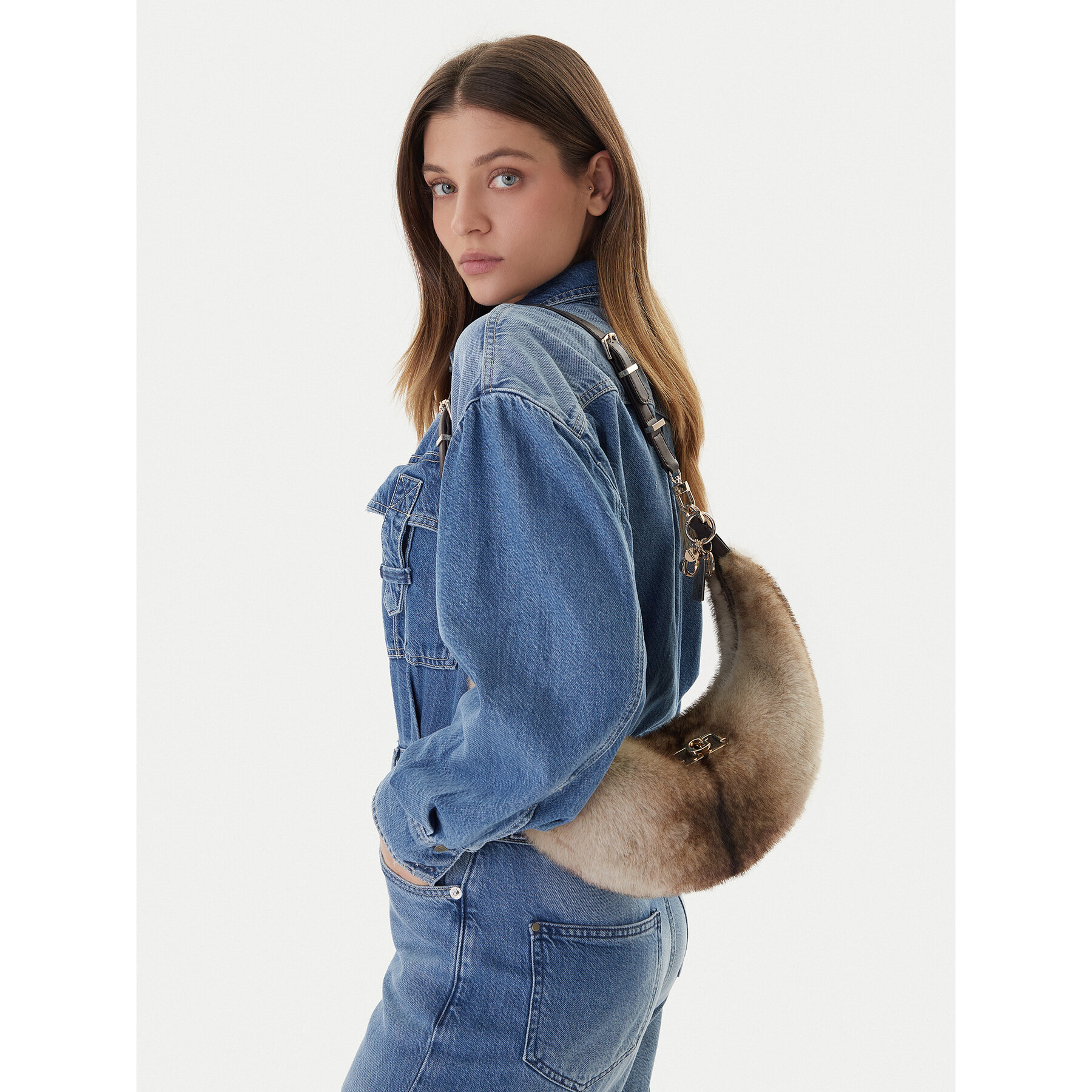 Дамска чанта Guess Mavis HWFG96 74020 Бежов