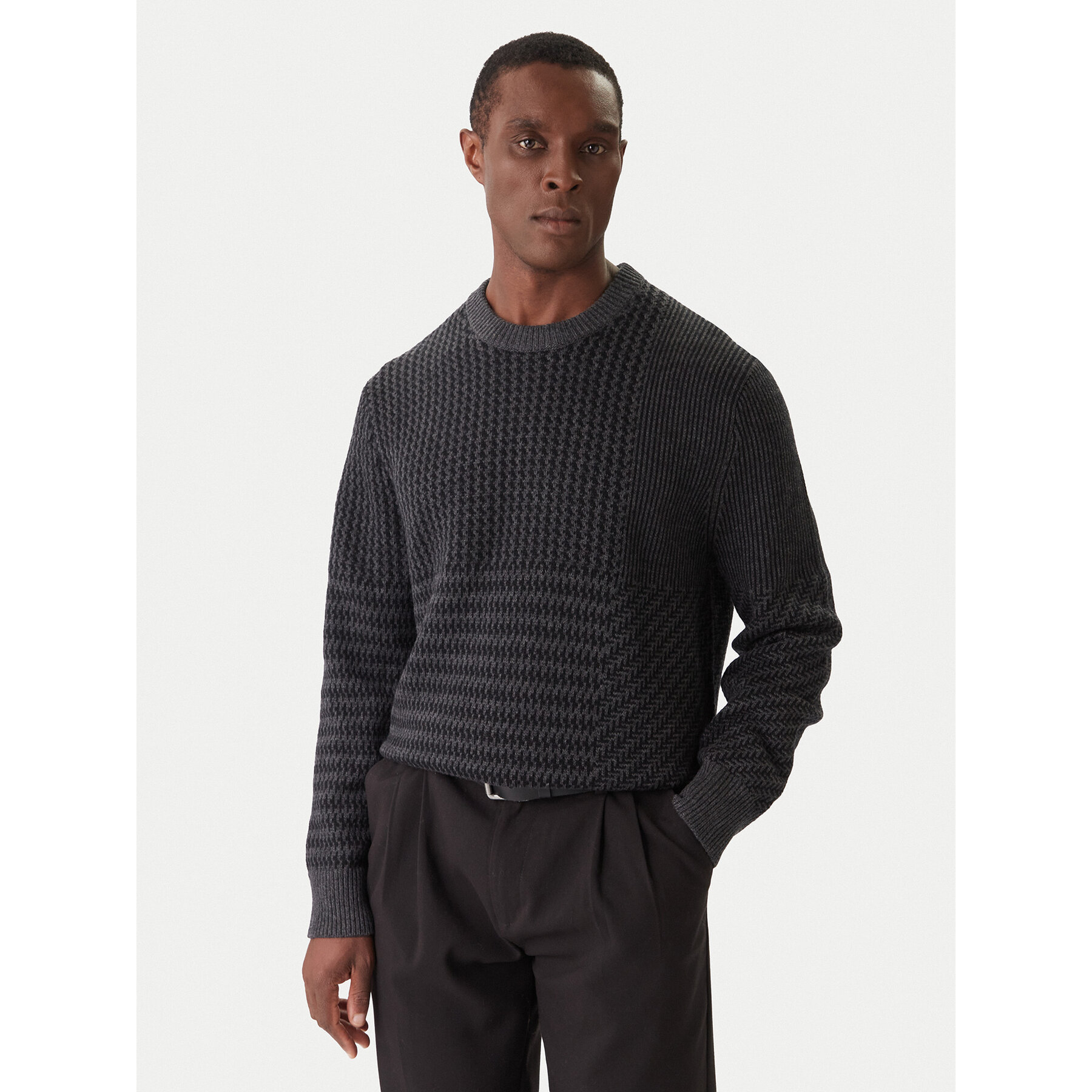 Calvin Klein Pullover LV04LD306G Grau Regular Fit