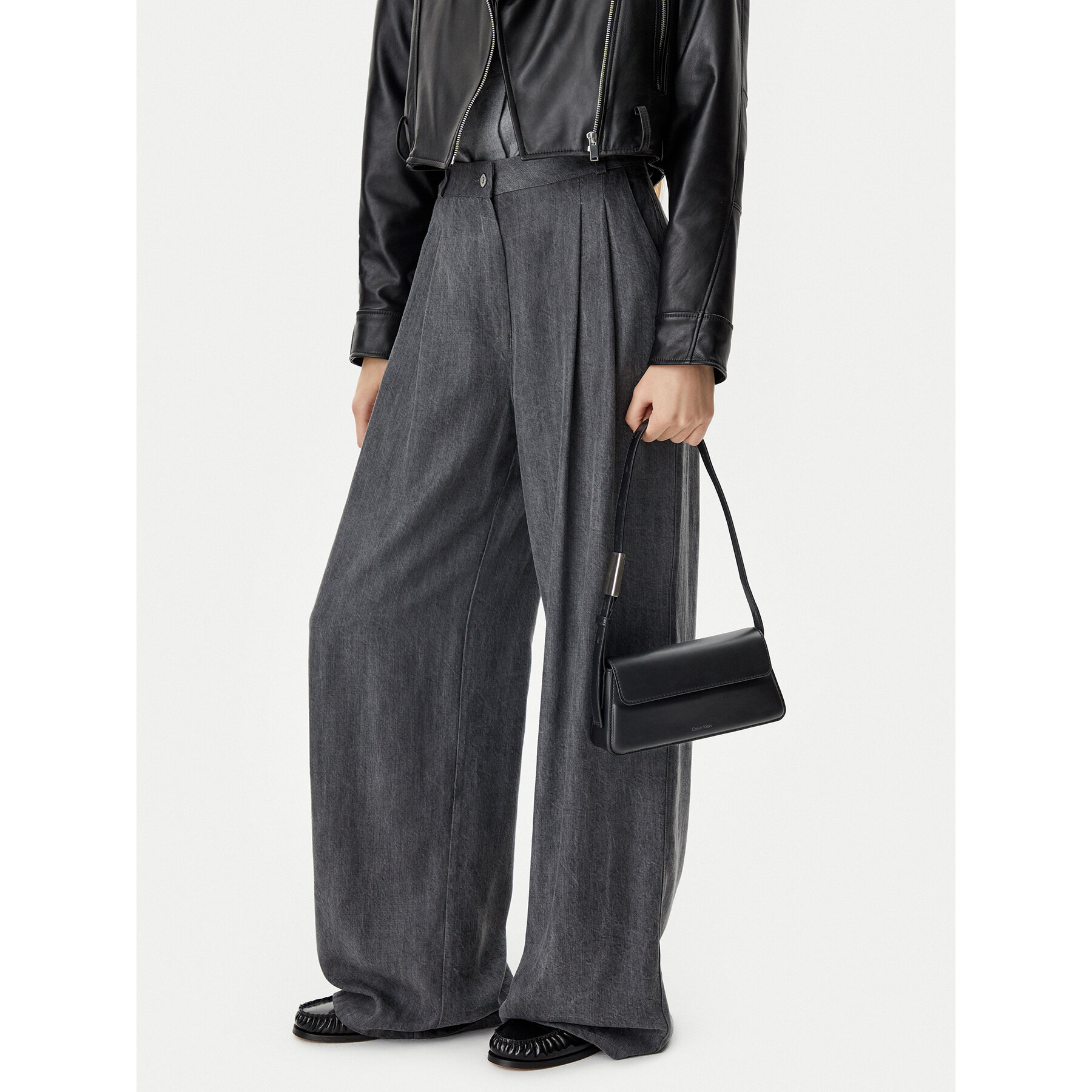 Τσάντα Calvin Klein Jeans Belted Small Shoulder Bag LV04K3110G Μαύρο