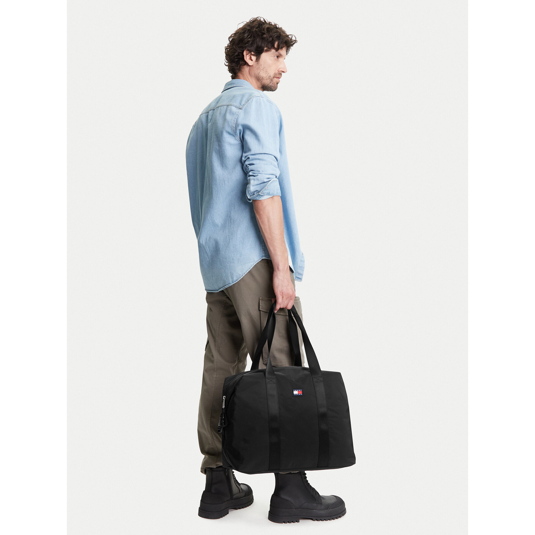 Geantă de weekend Tommy Jeans Tjm Urban Duffle AM0AM13399 Negru