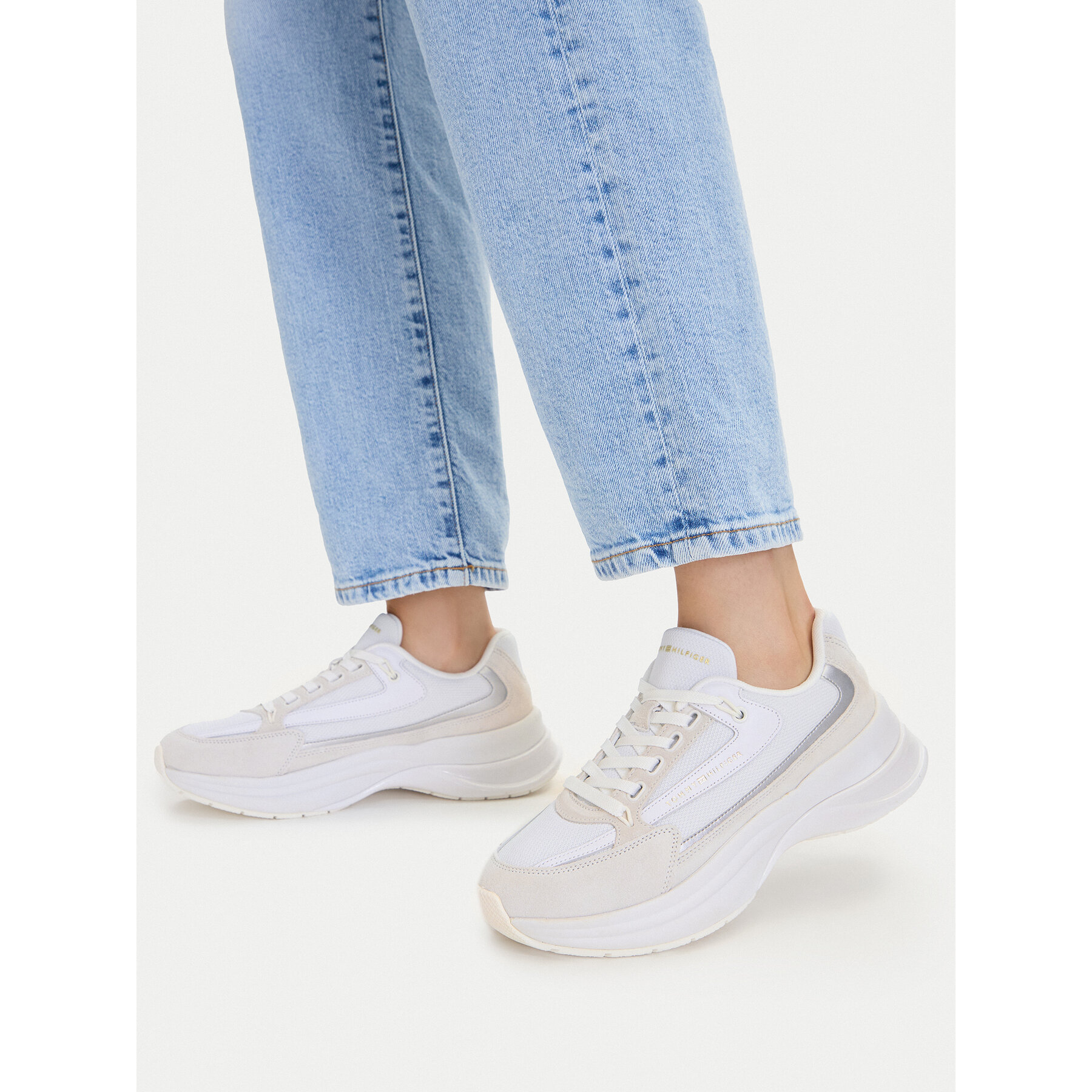 Sneakers Tommy Hilfiger Th Sporty Chic Runner FW0FW09187 Alb
