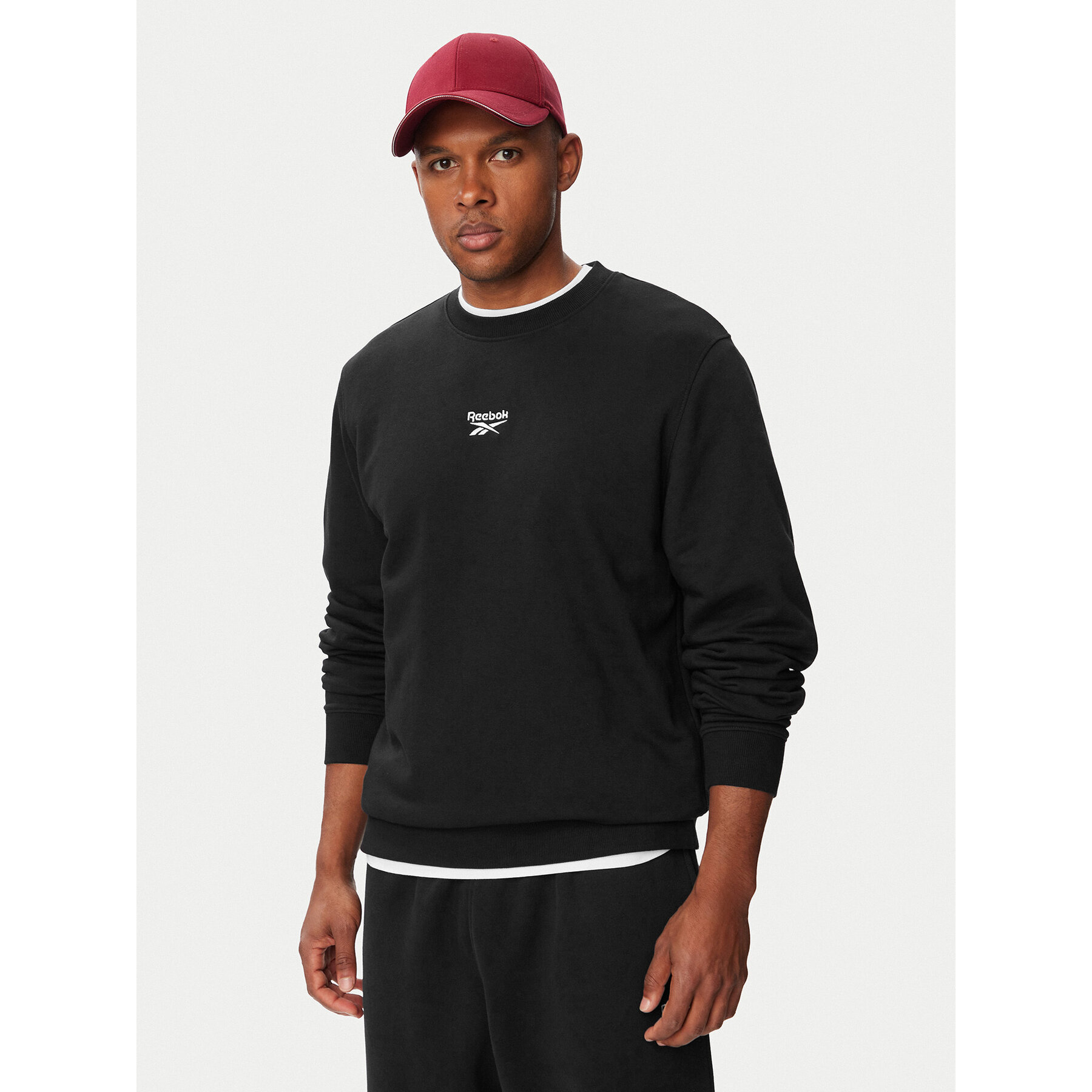 Reebok Majica dugih rukava Arrigan RK25547CCM Crna Regular Fit