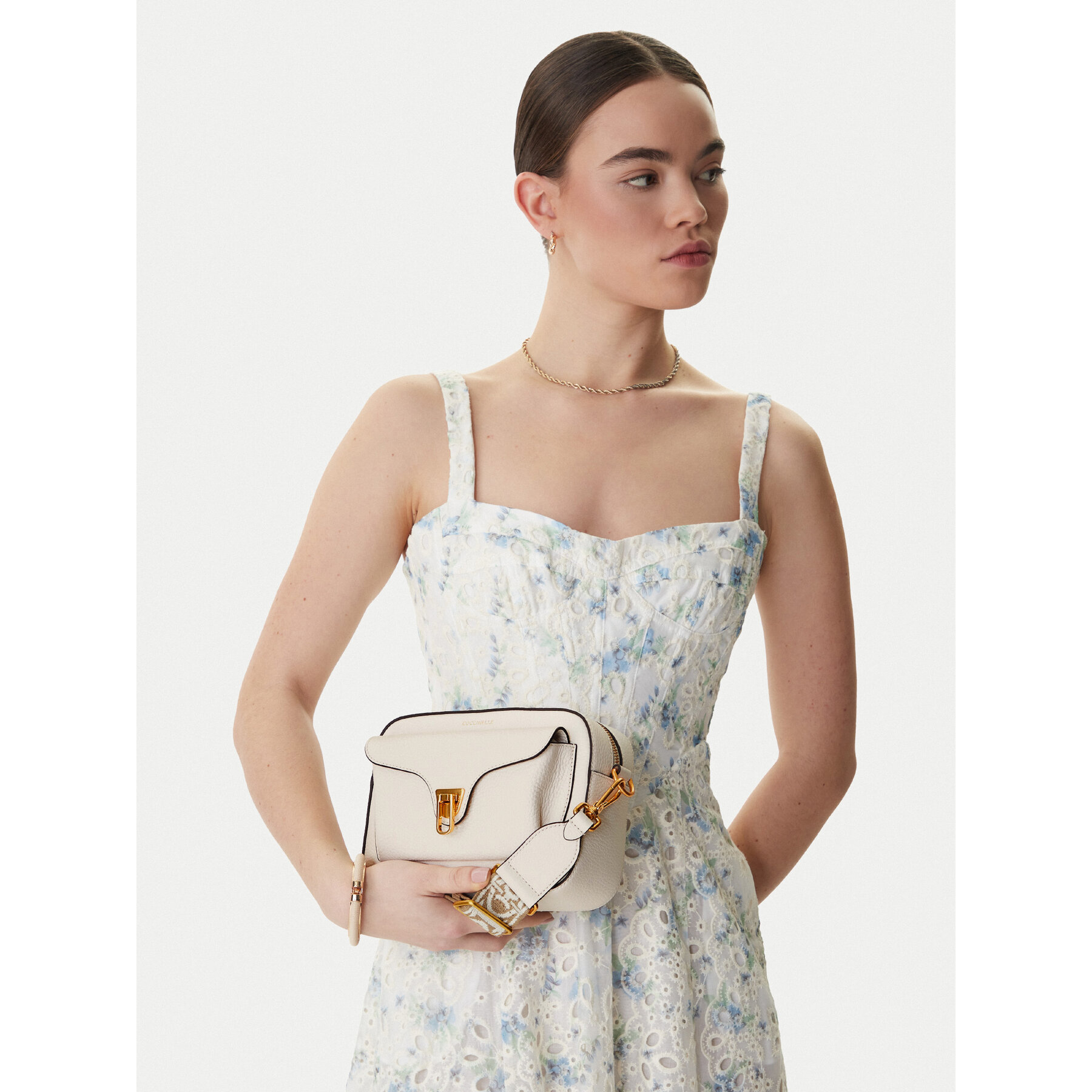 Geantă Coccinelle NOF Coccinelle Beat Soft Ribb E1 NOF 15 02 01 Écru