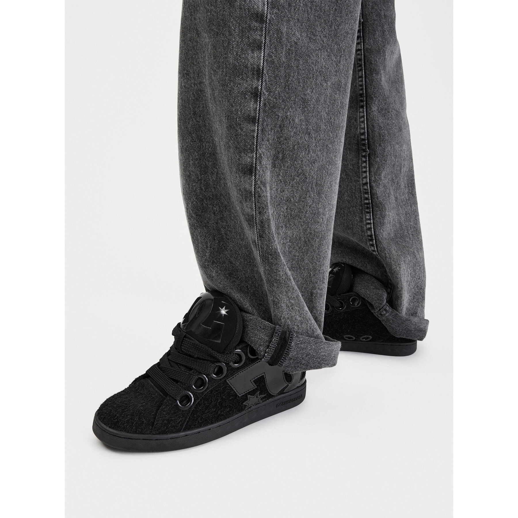 Sneakersy DC Shoes EO-COURT GRAFFIK PUFF DC04916002 Čierna