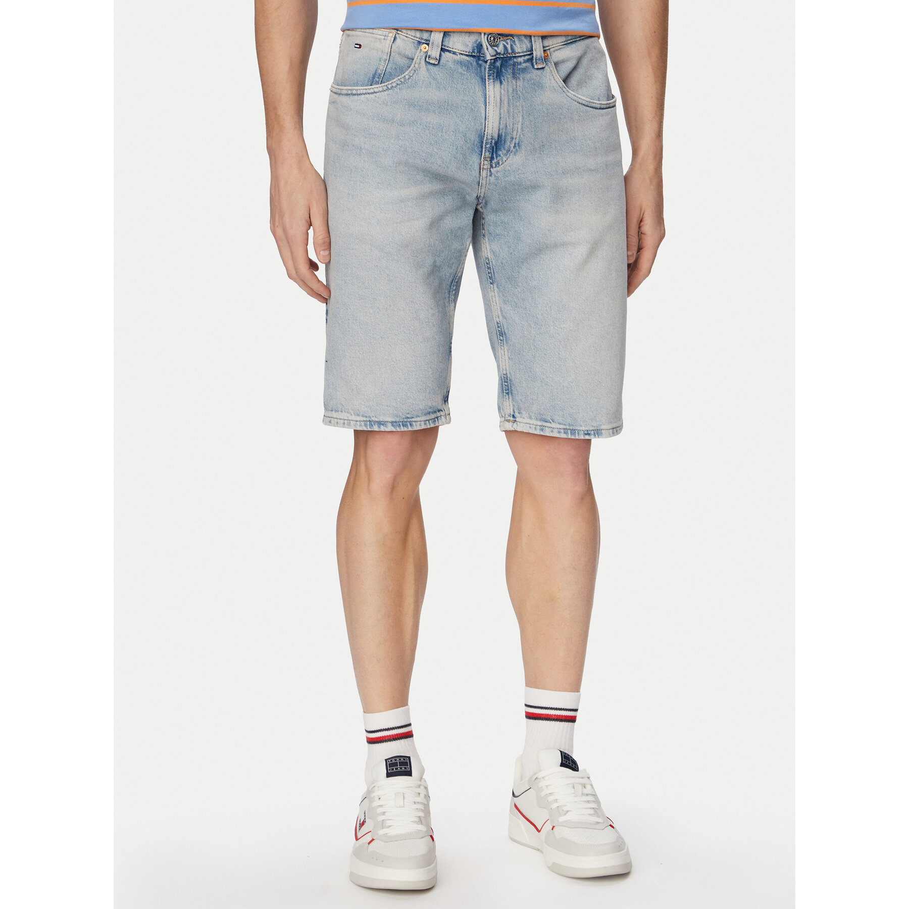 Tommy Jeans Jeansshorts Ronnie DM0DM22978 Hellblau Slim Fit