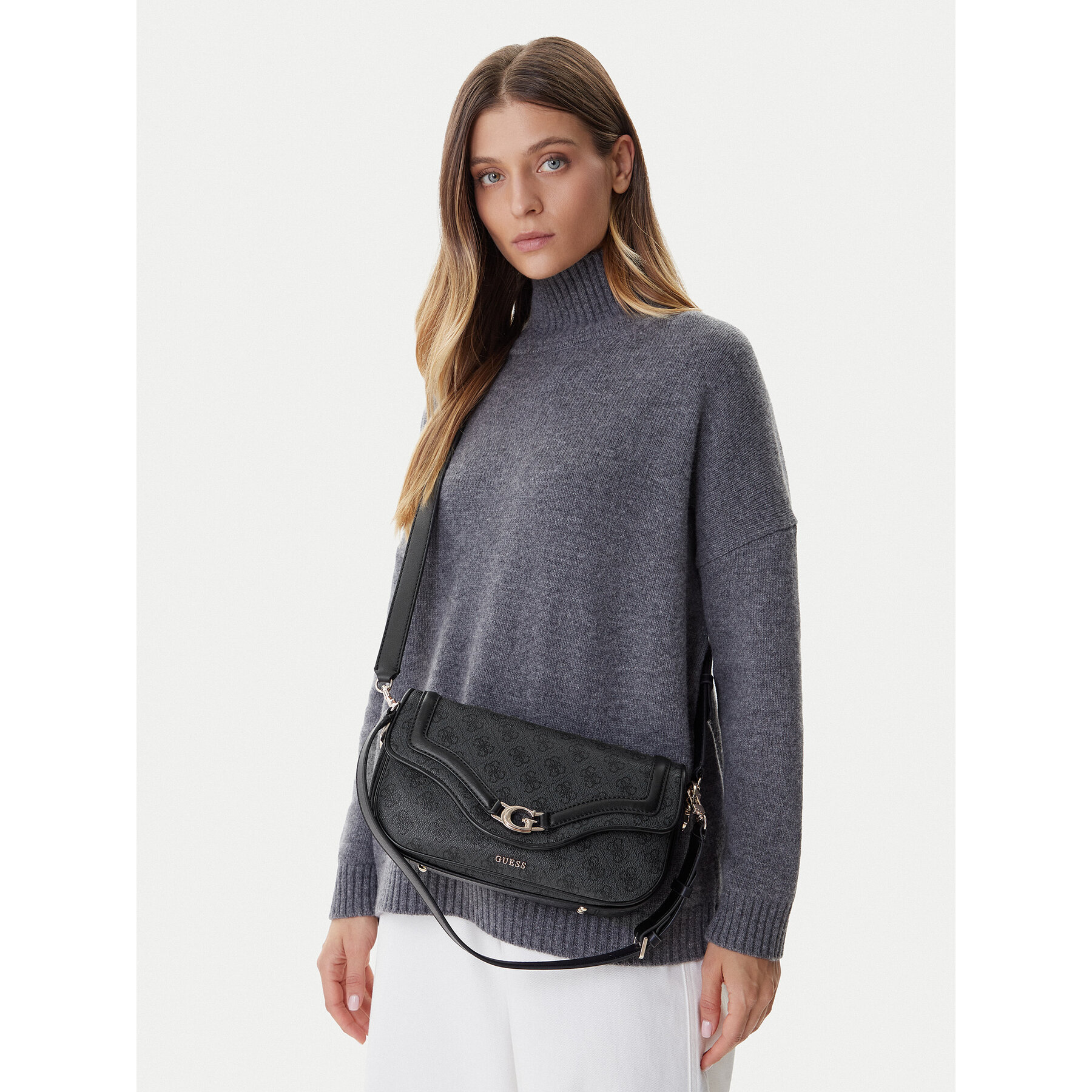 Дамска чанта Guess Dea HWSG79 93200 Сив